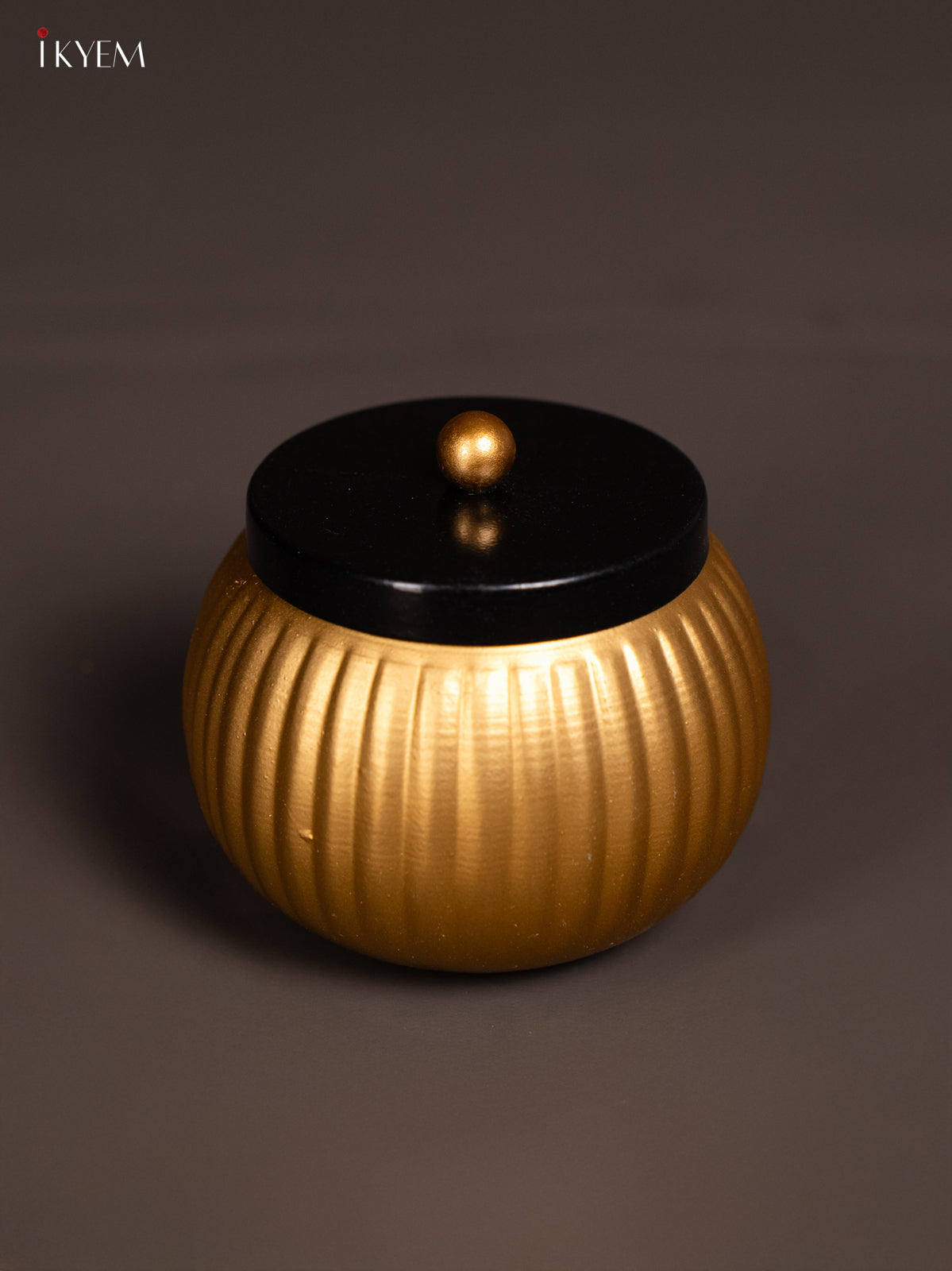 3.5 Inch Gold Ribbed Metal Jar with Black Lid