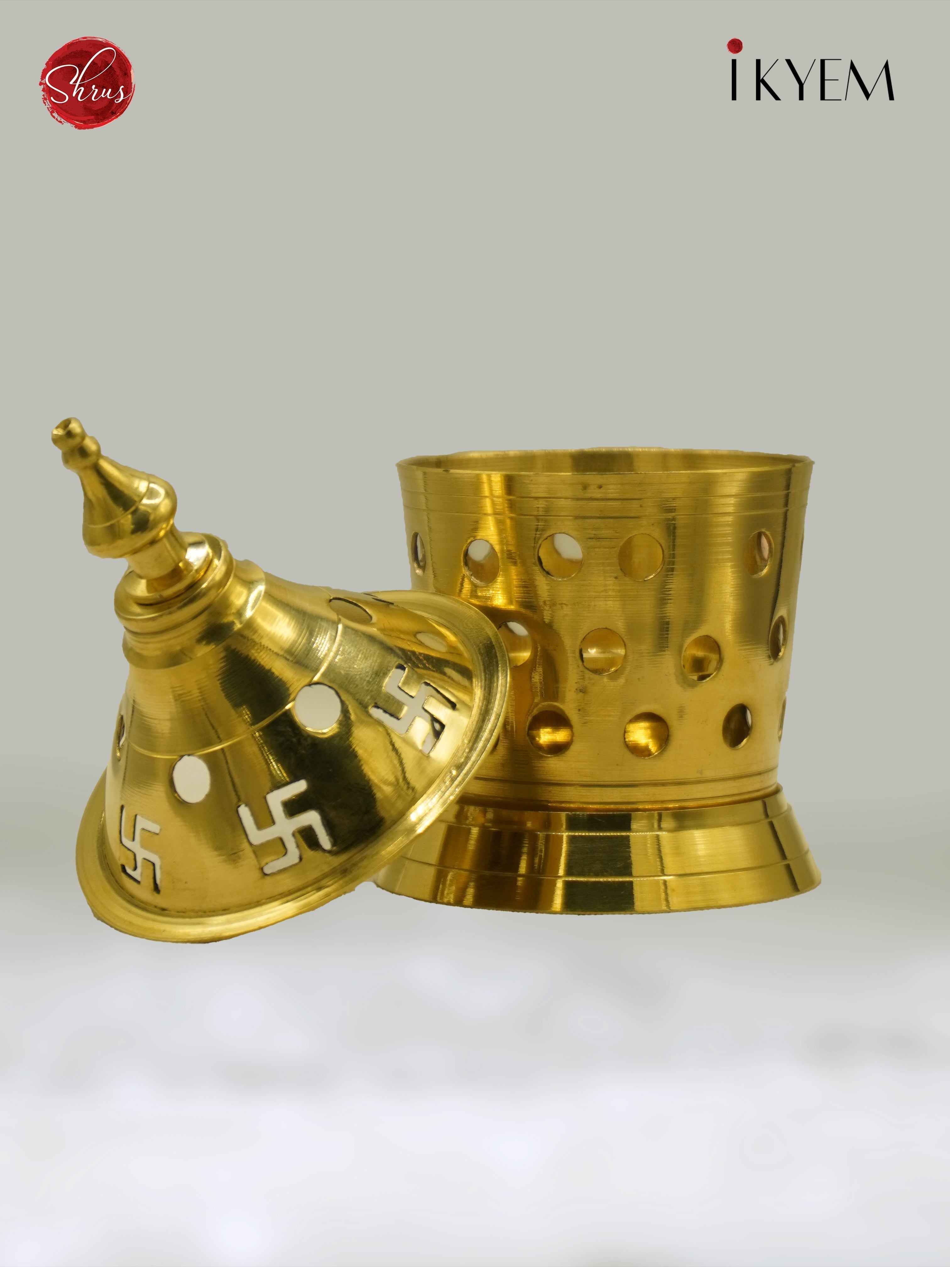 3H01121 - Brass Lamp - Shop on ShrusEternity.com