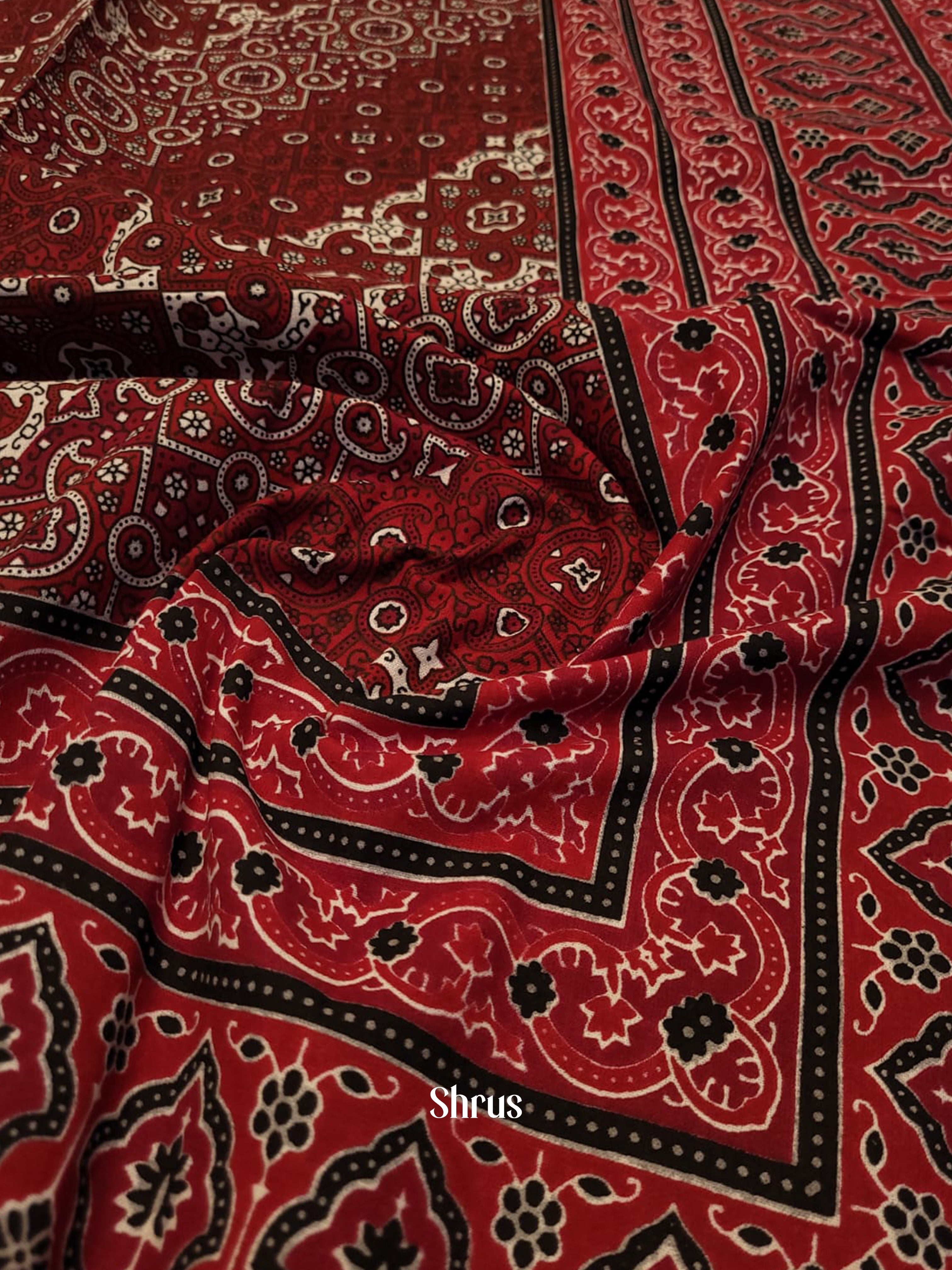Red & Cream - Bed Spreads
