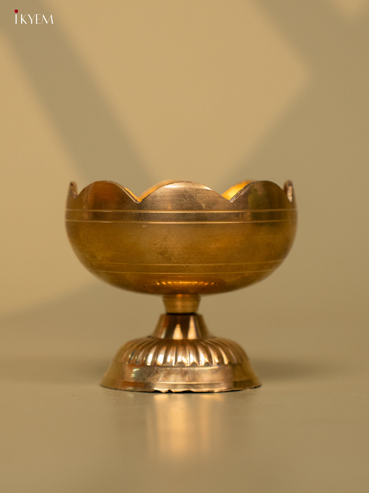 Brass Lotus Vilakku - 4FJ14012