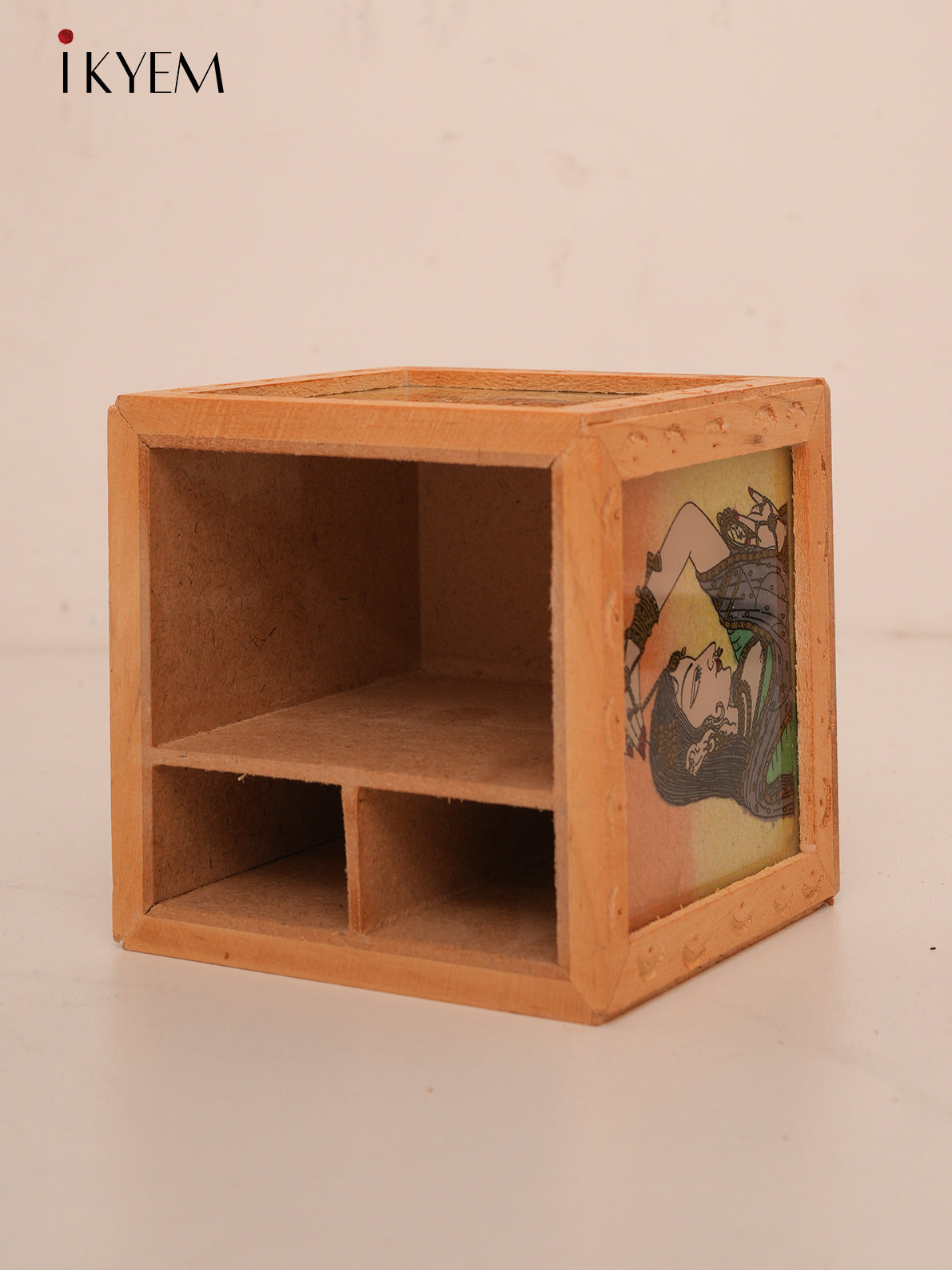 Pen Stand