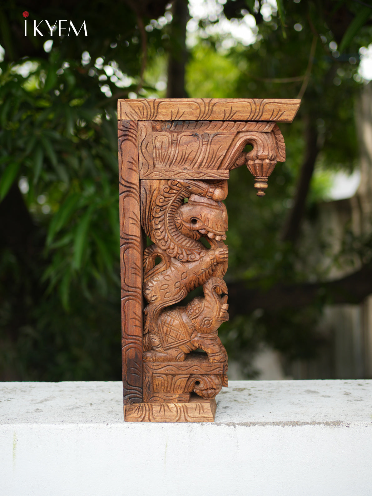 Hand Carved Wooden Yalli Bracket (pair)