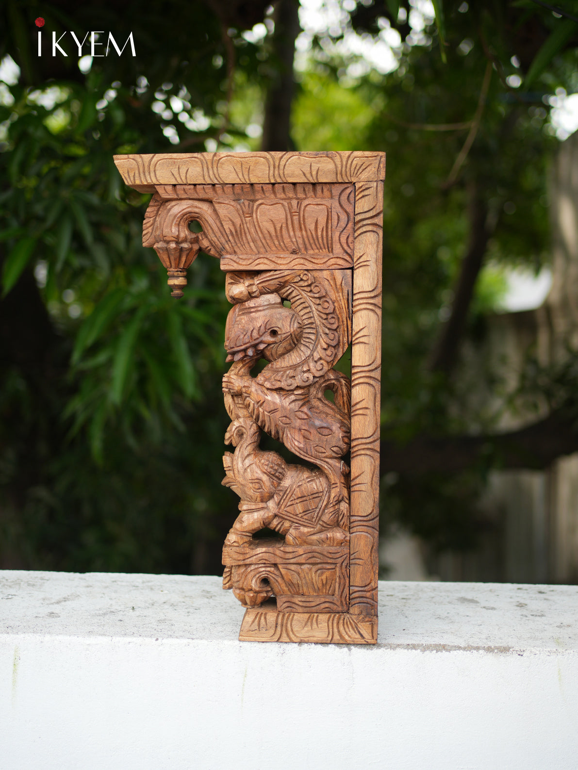 Hand Carved Wooden Yalli Bracket (pair)