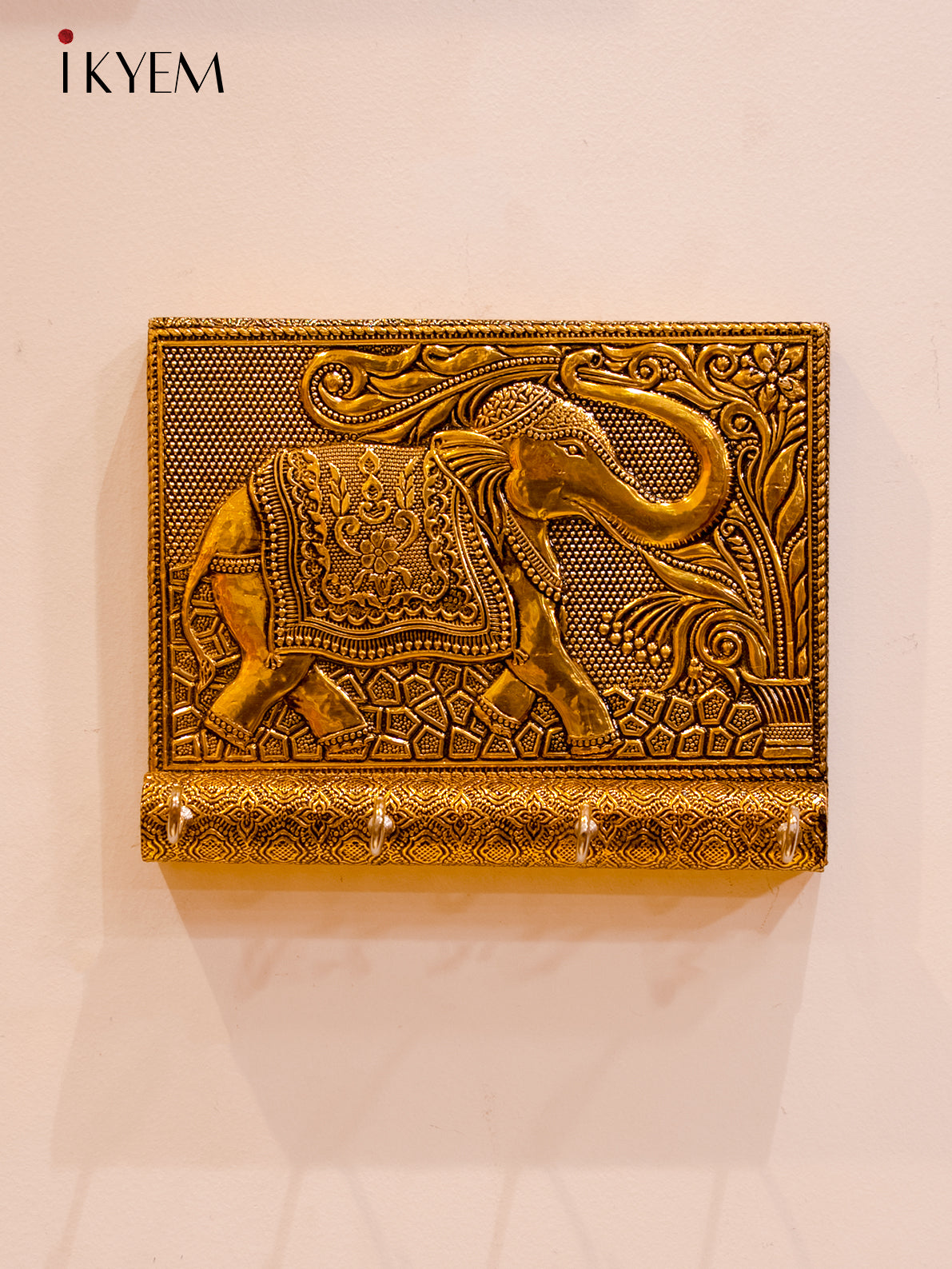 Key Holder With Elephant Motif