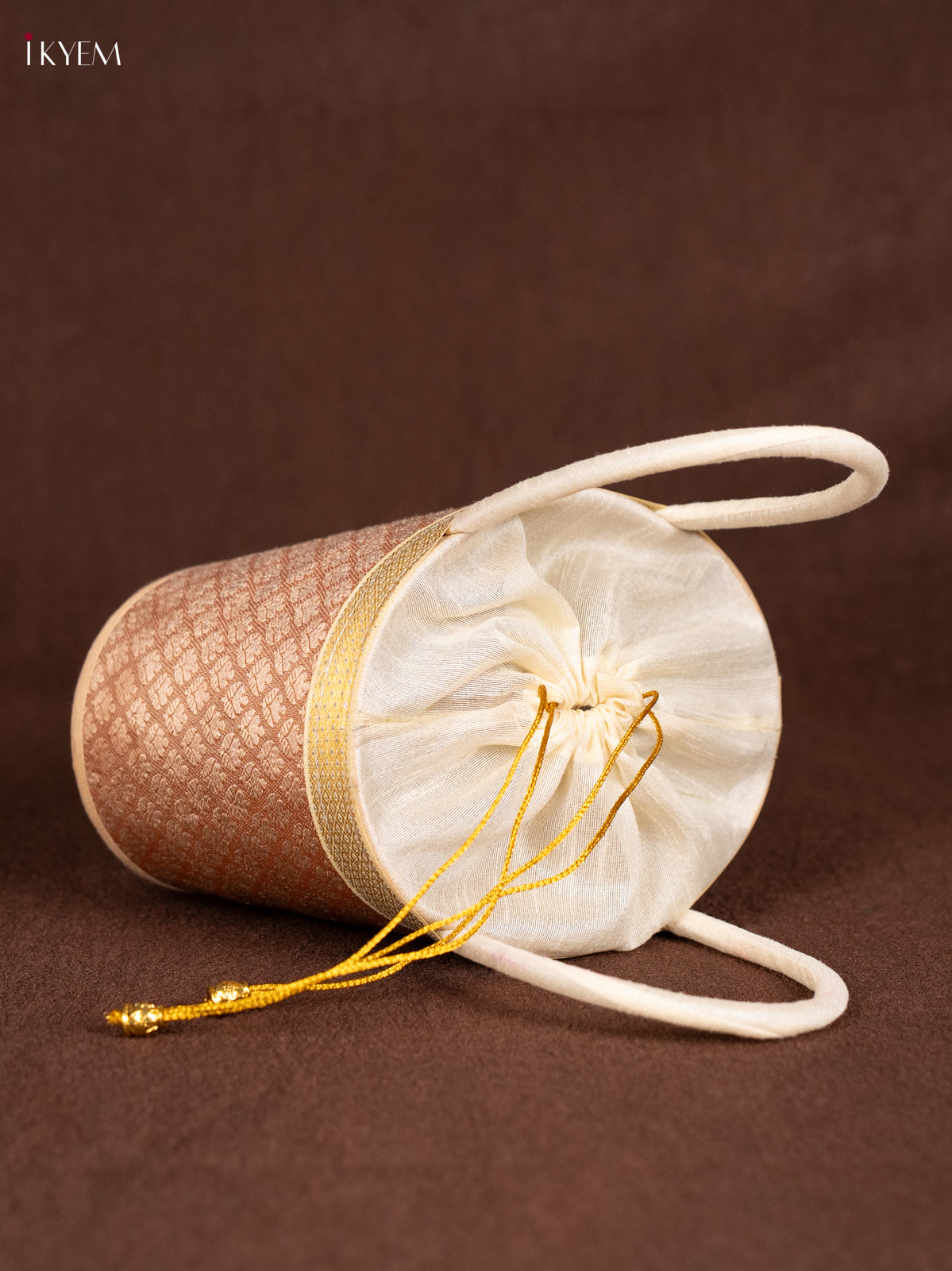 Aesthetic 6 Inch Raw Silk Korai Stackable Basket In Peach With Potli 3