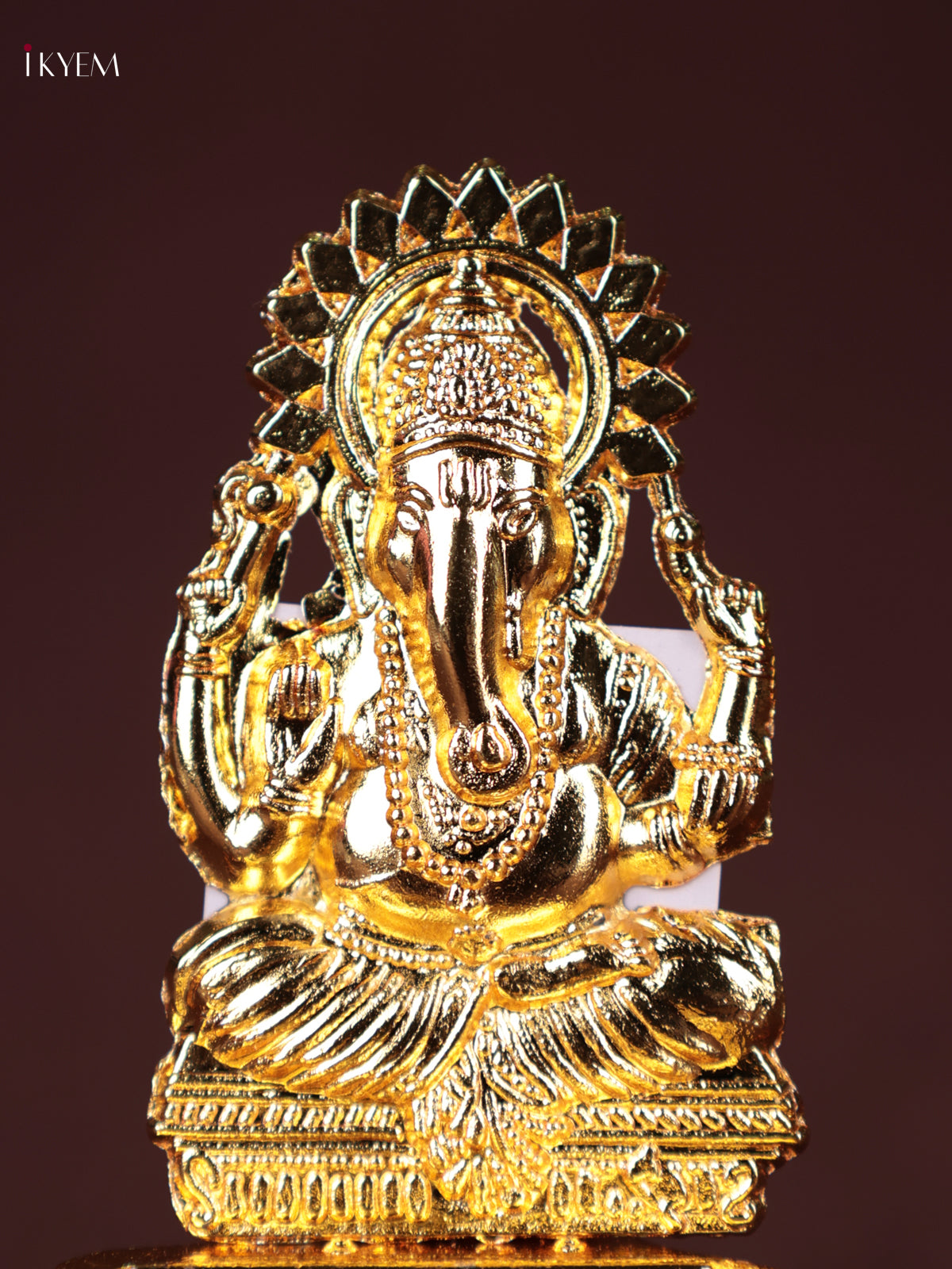 Elegant Gold Plated Shank Shaped Diya With Lord Ganesha Design 1