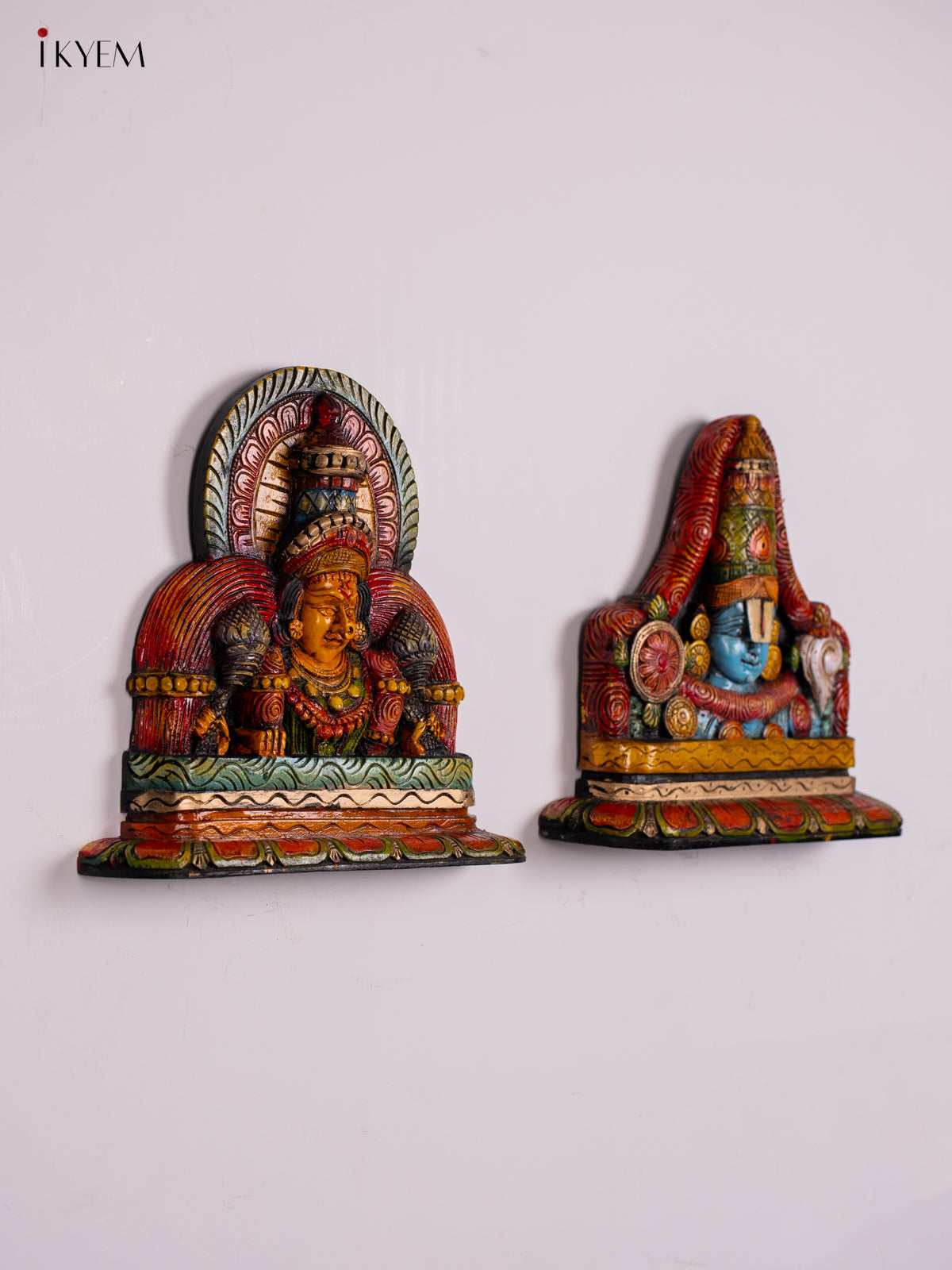 Elegant Hand-Painted Tirupathi Balaji & Padmavathi Thaayar Wooden Wall Panel 4