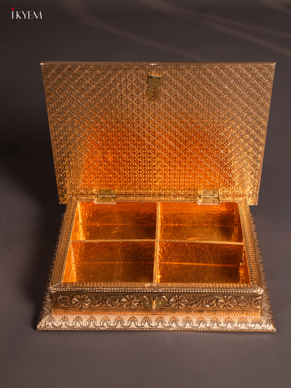 Elephant Printed Rich Dry Fruit Box with 4 Compartment 1