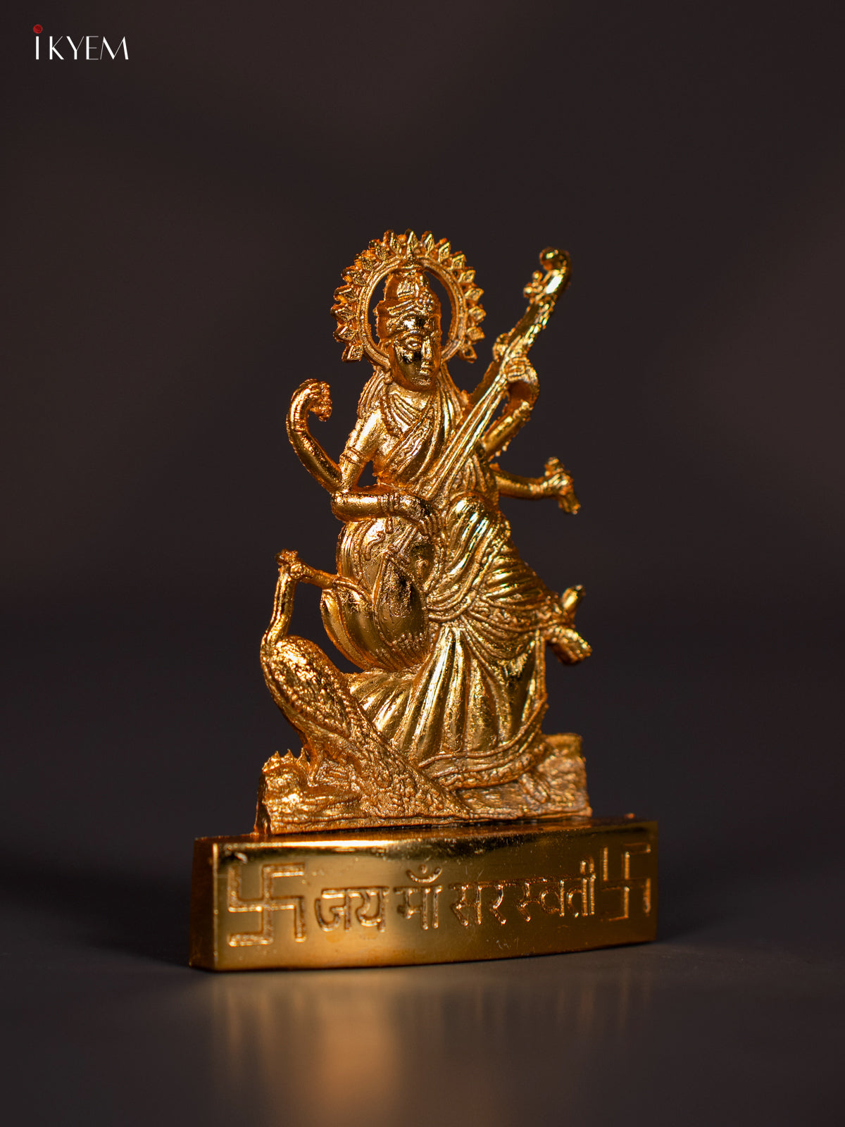 Exquisite Gold Plated Goddess Saraswati Idol 1