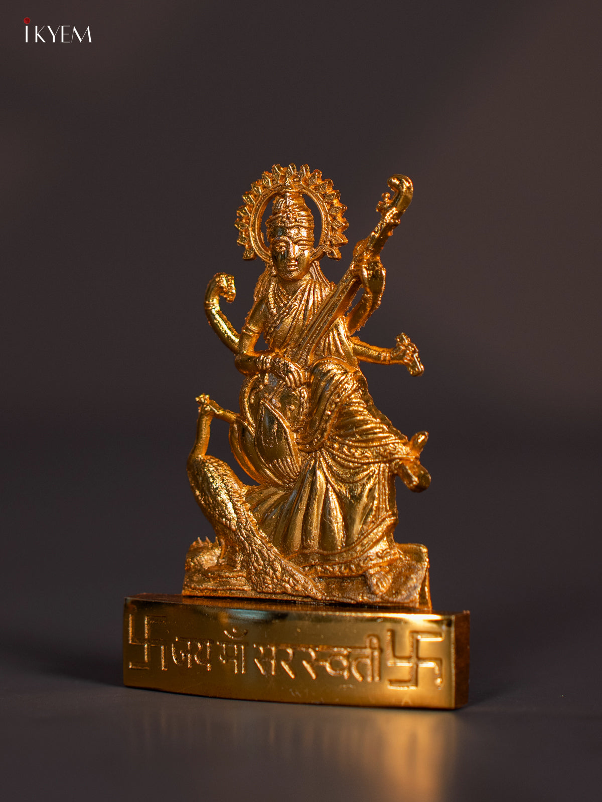 Exquisite Gold Plated Goddess Saraswati Idol 3