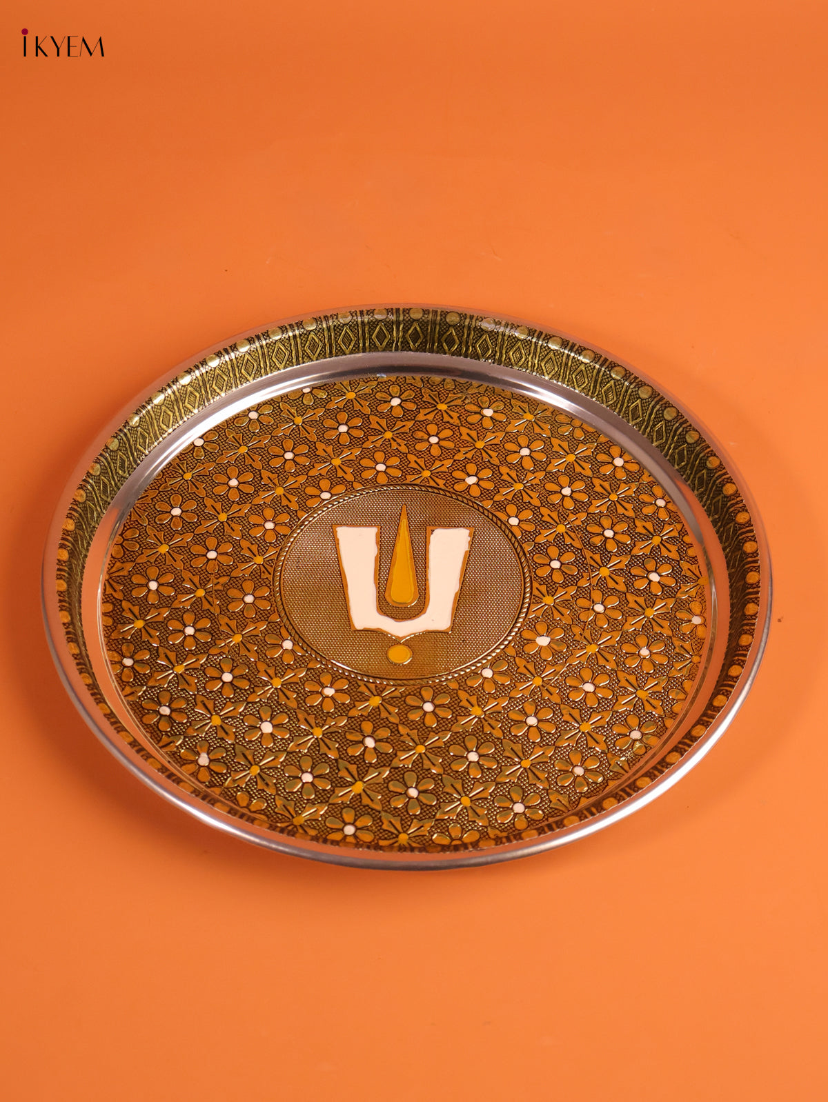 Floral Embossed Pooja Thali With Namam In The Centre