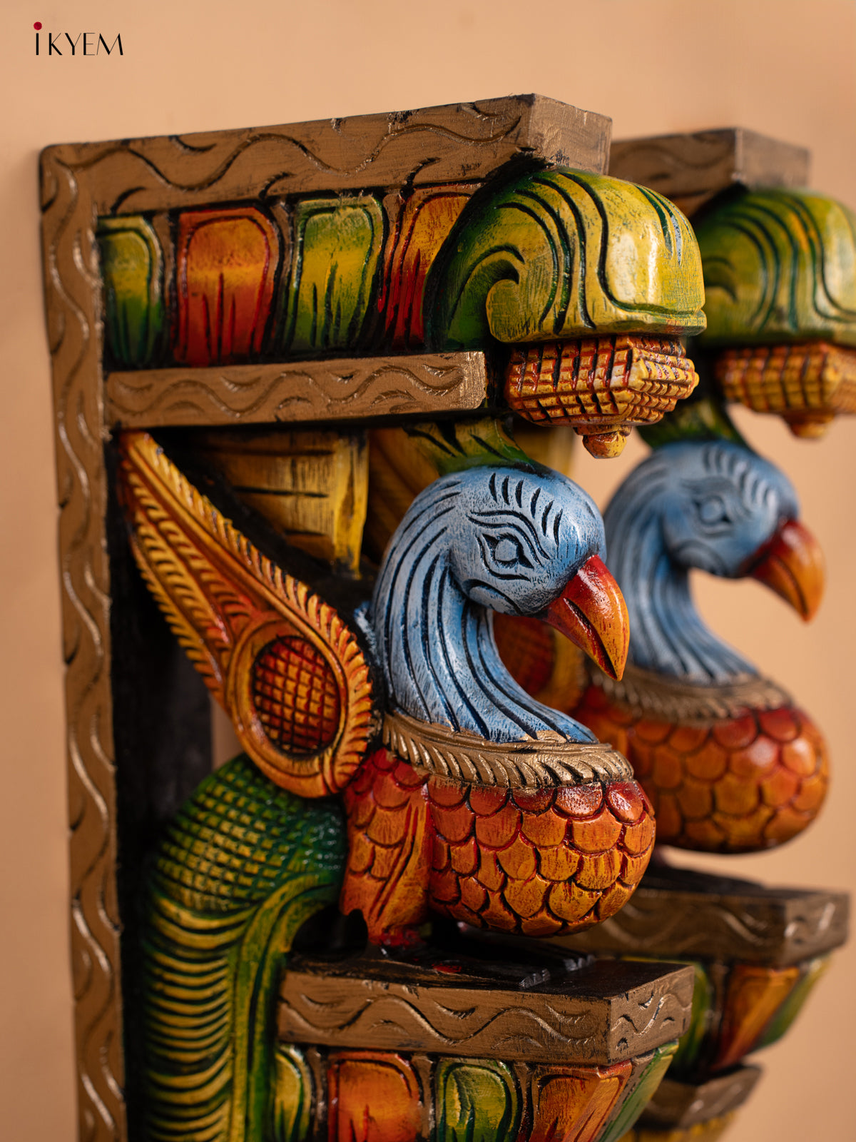Wooden Hand Carved Painted Wall Bracket - Set of 2 Parrot - KD18112