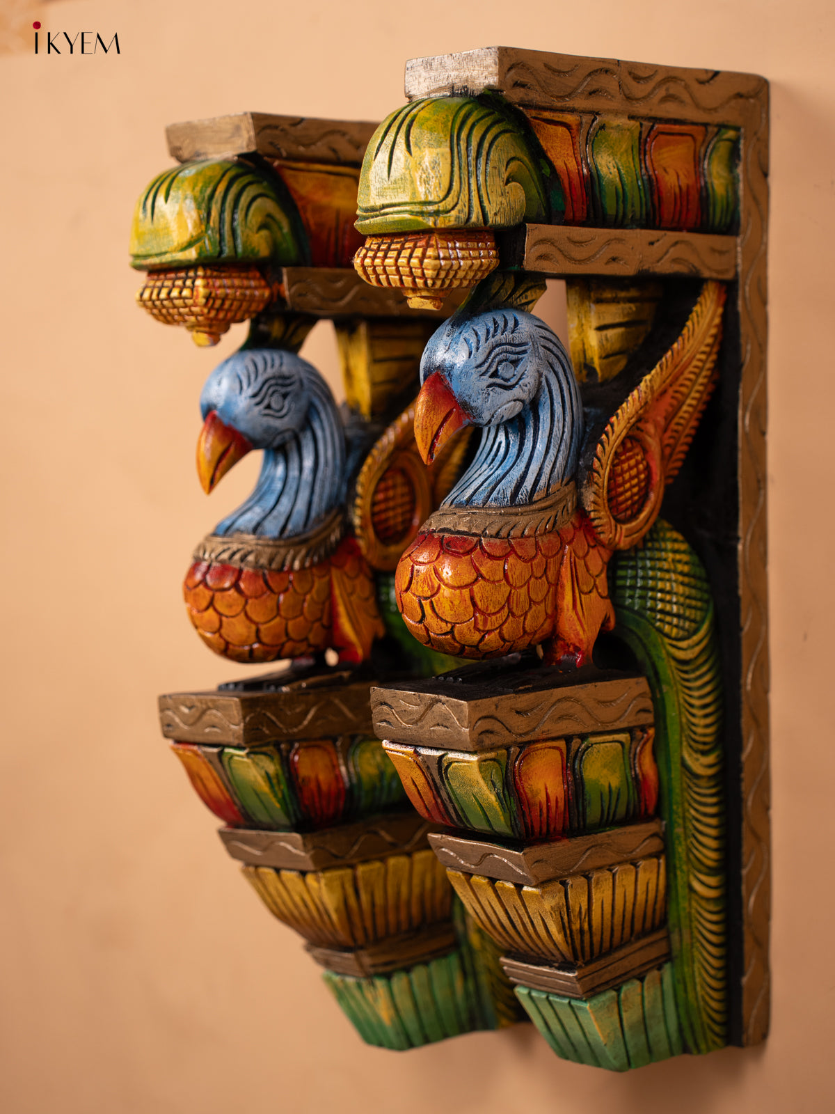 Wooden Hand Carved Painted Wall Bracket - Set of 2 Parrot - KD18112
