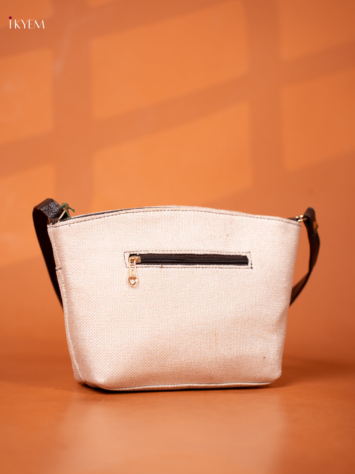 Semi Jute Leather Sling Bag - cream - KD26954