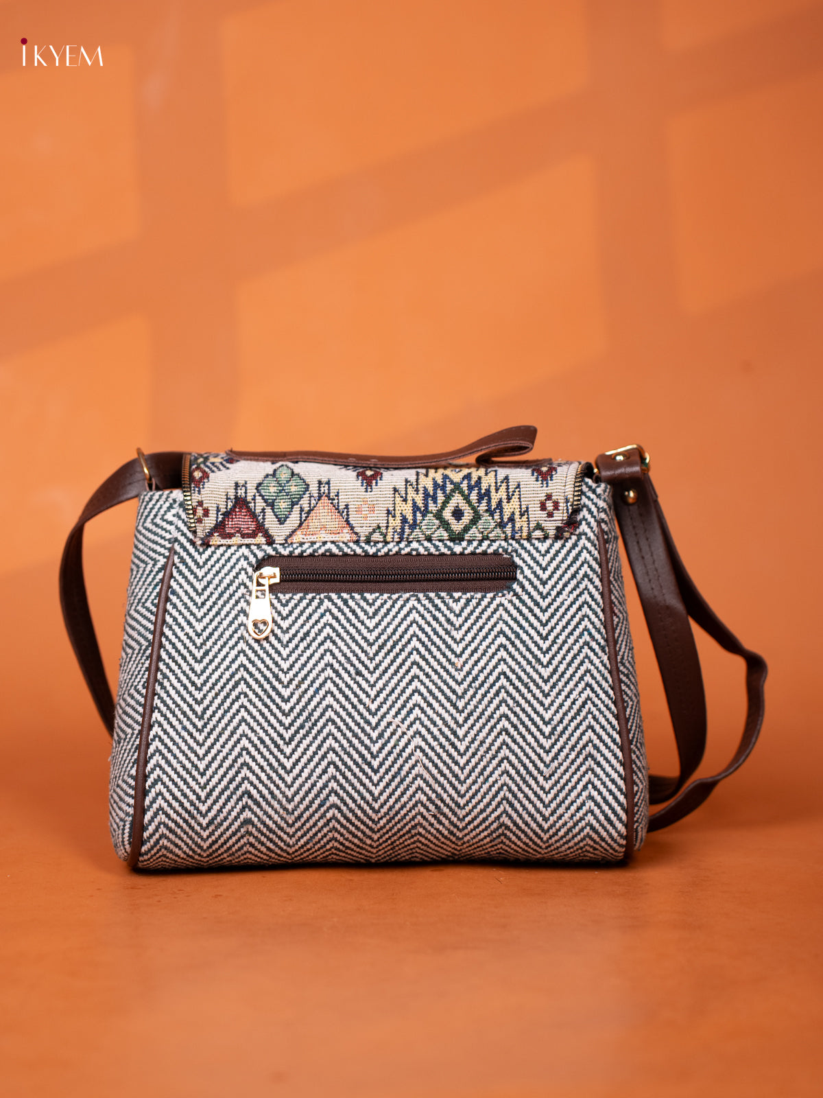 Jacquard Sling bag with Printed Gusset & Flap - Green - KD27006