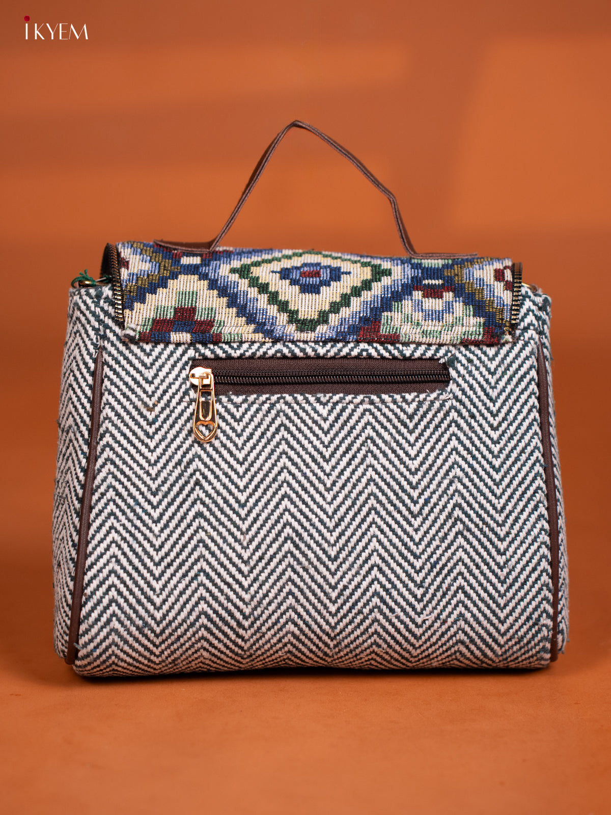 Jacquard Sling bag with Printed Gusset & Flap- Green - KD27008