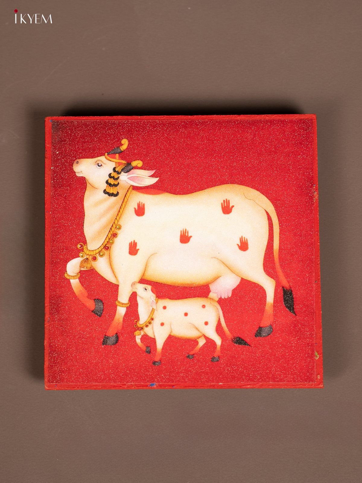 Red Wooden Manai with Pichwai Cow & Calf Design - KE29148