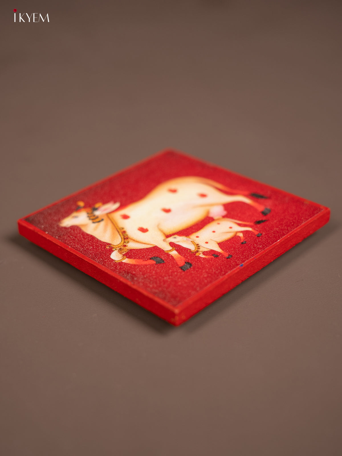 Red Wooden Manai with Pichwai Cow & Calf Design - KE29148