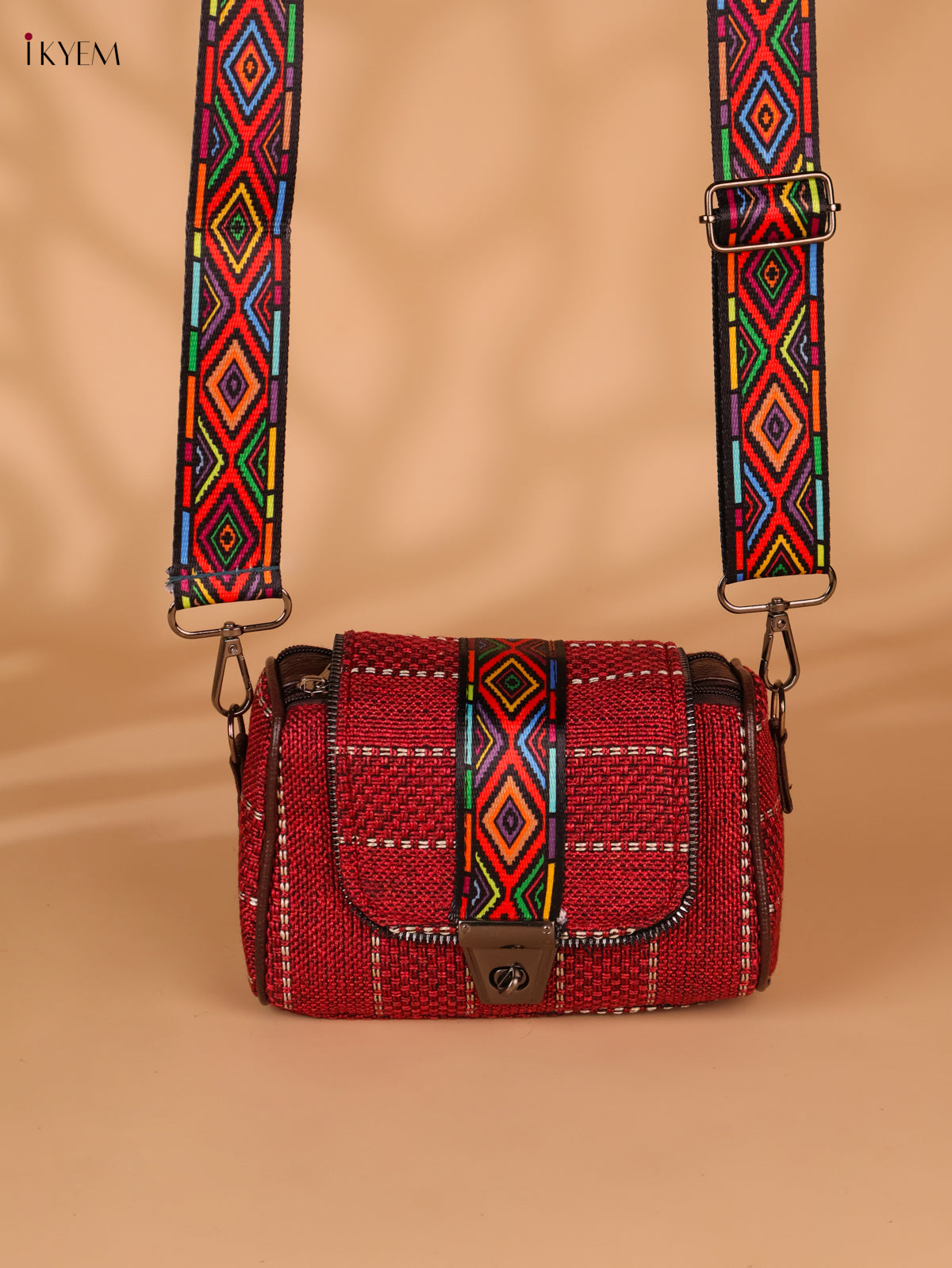 Printed sling bag - Red