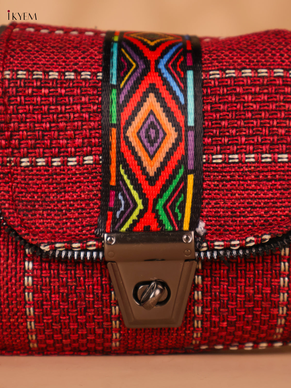 Printed sling bag - Red