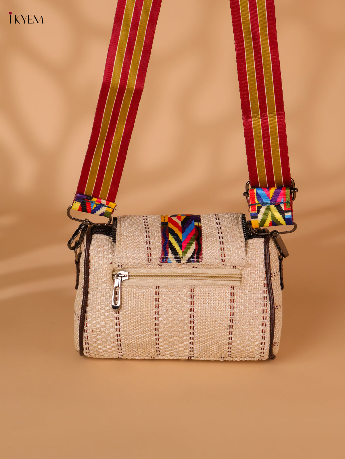 Printed sling bag - Cream