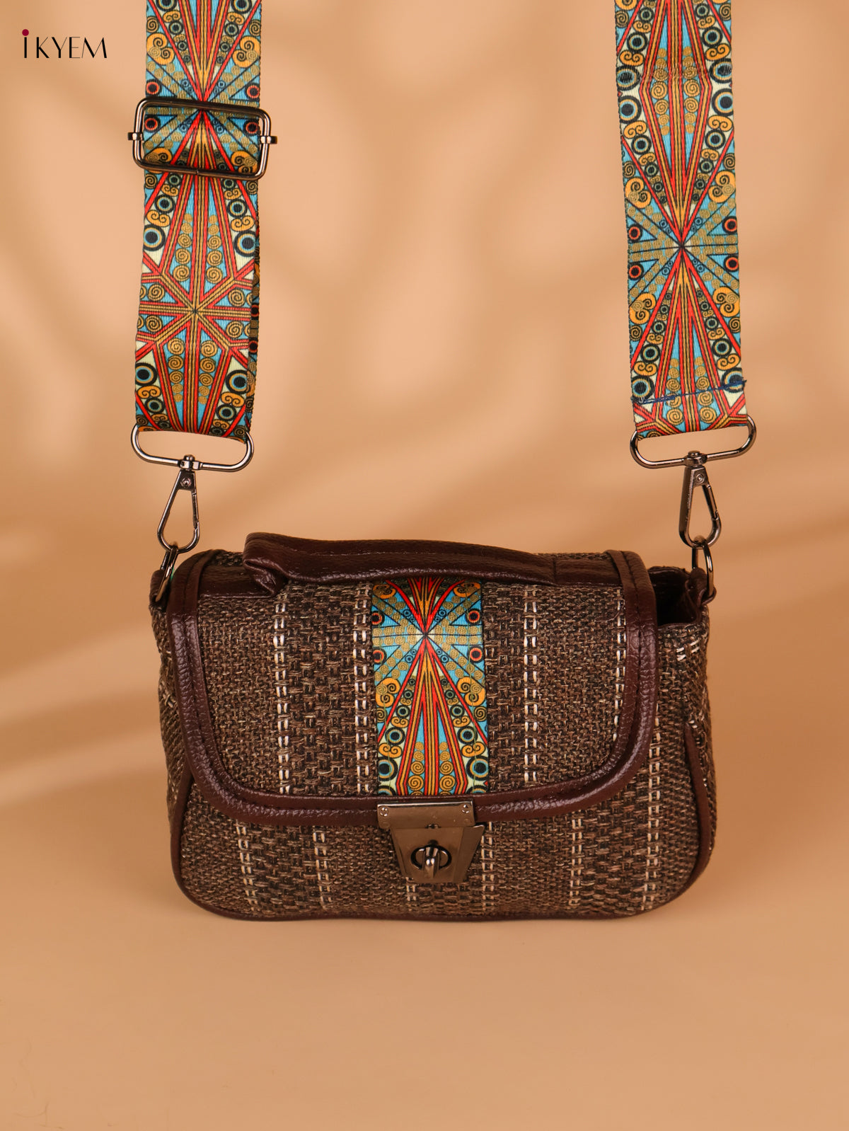 Printed sling bag - Brown