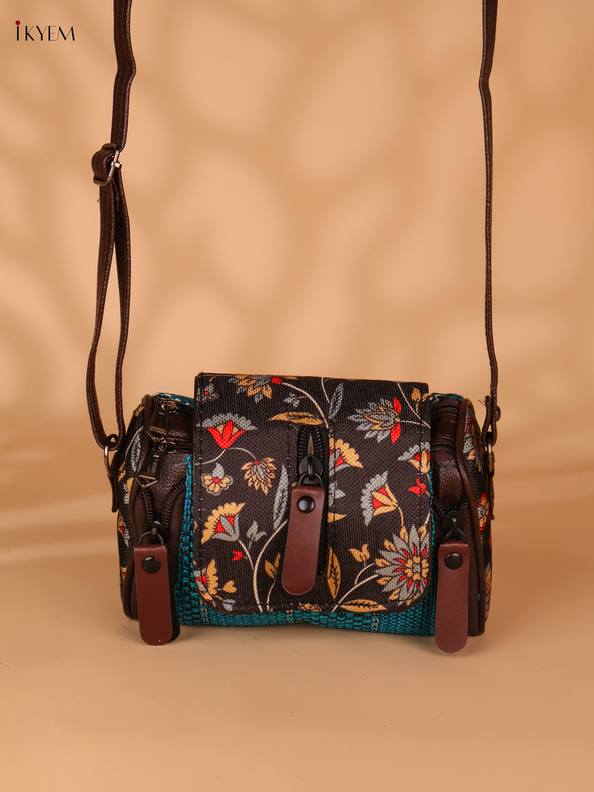 Printed sling bag - Blue