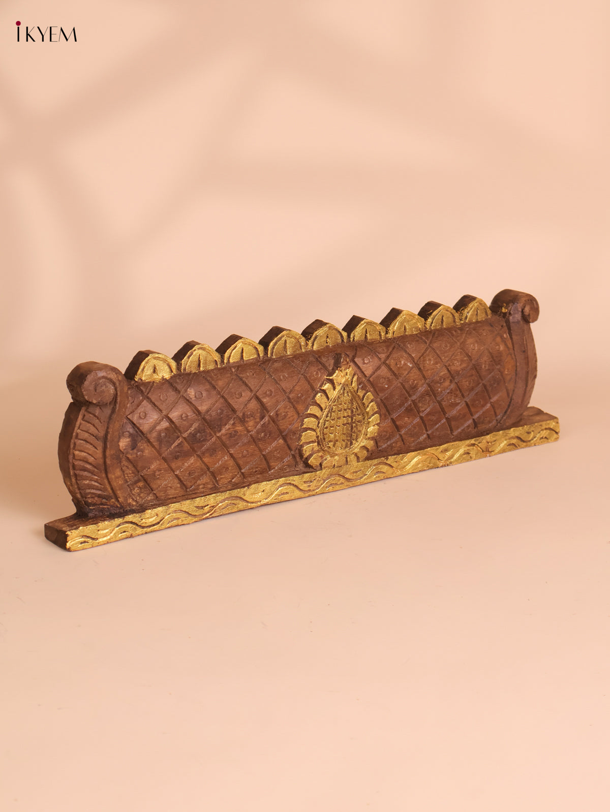 Wooden Hand Carved Gopuram (5x18)