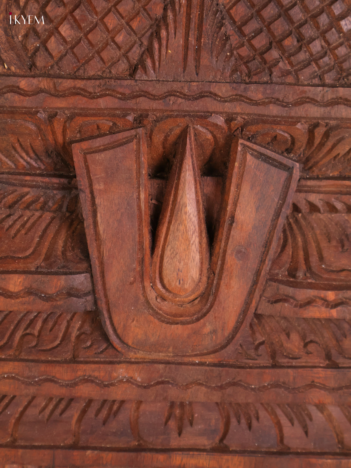 Wooden Hand Carved Painted Garudan Vertical Gopuram (24x12)
