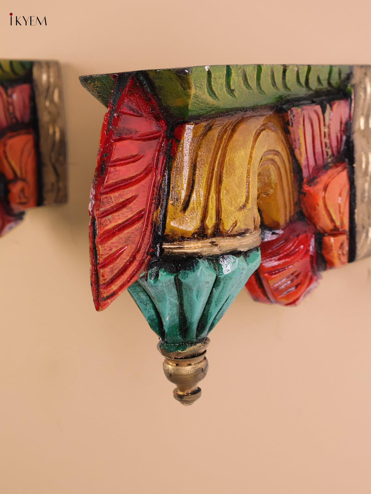 Wooden Hand Carved Painted Bodhil wall Bracket (Set of 2)(7x9)