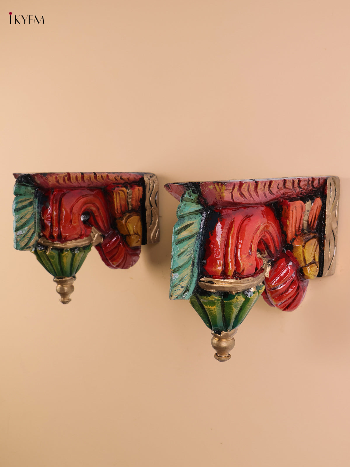 Wooden Hand Carved Painted Bodhil wall Bracket (Set of 2)(7x9)