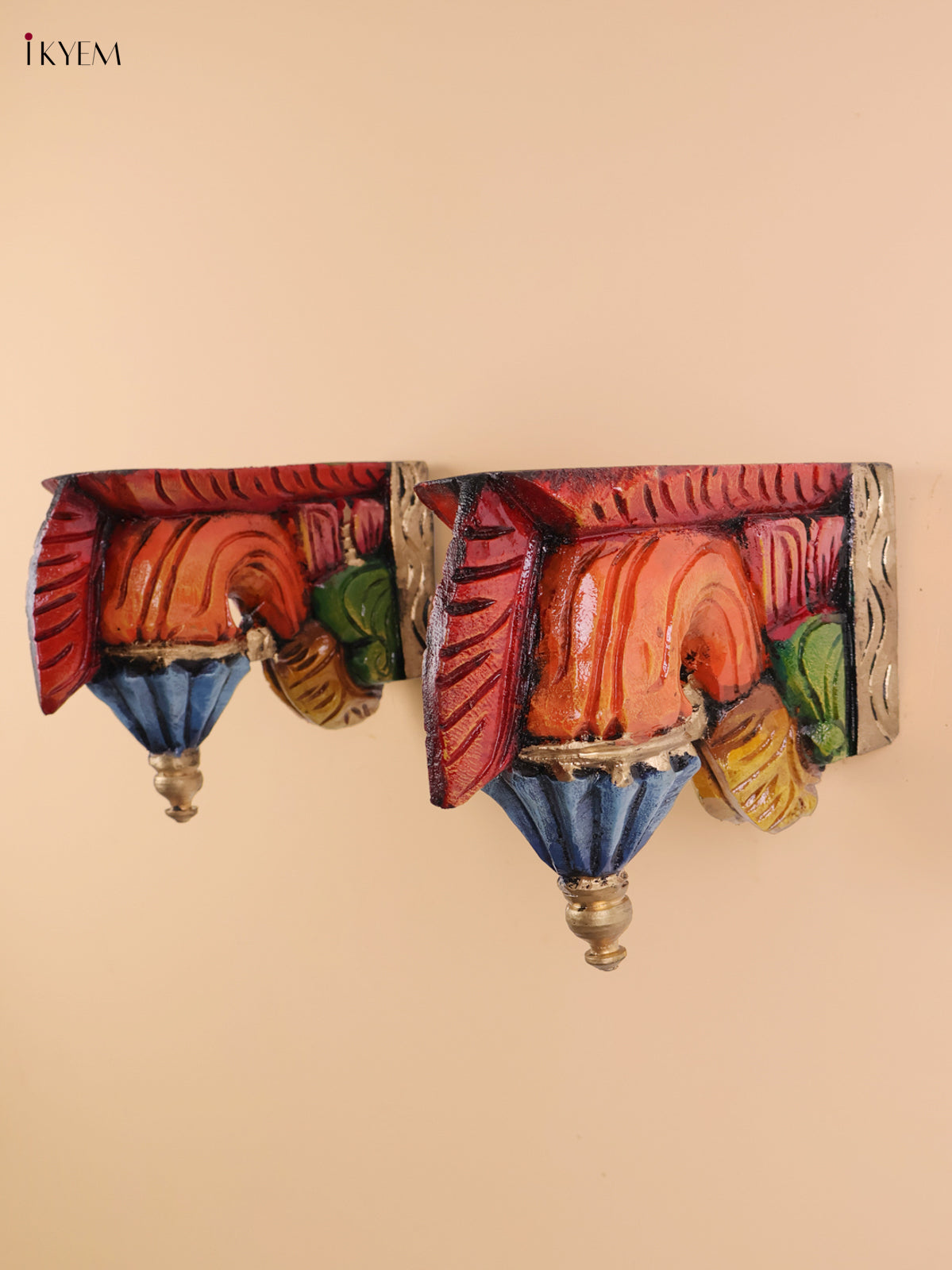 Wooden Hand Carved Painted Bodhil wall Bracket (Set of 2)(7x9)