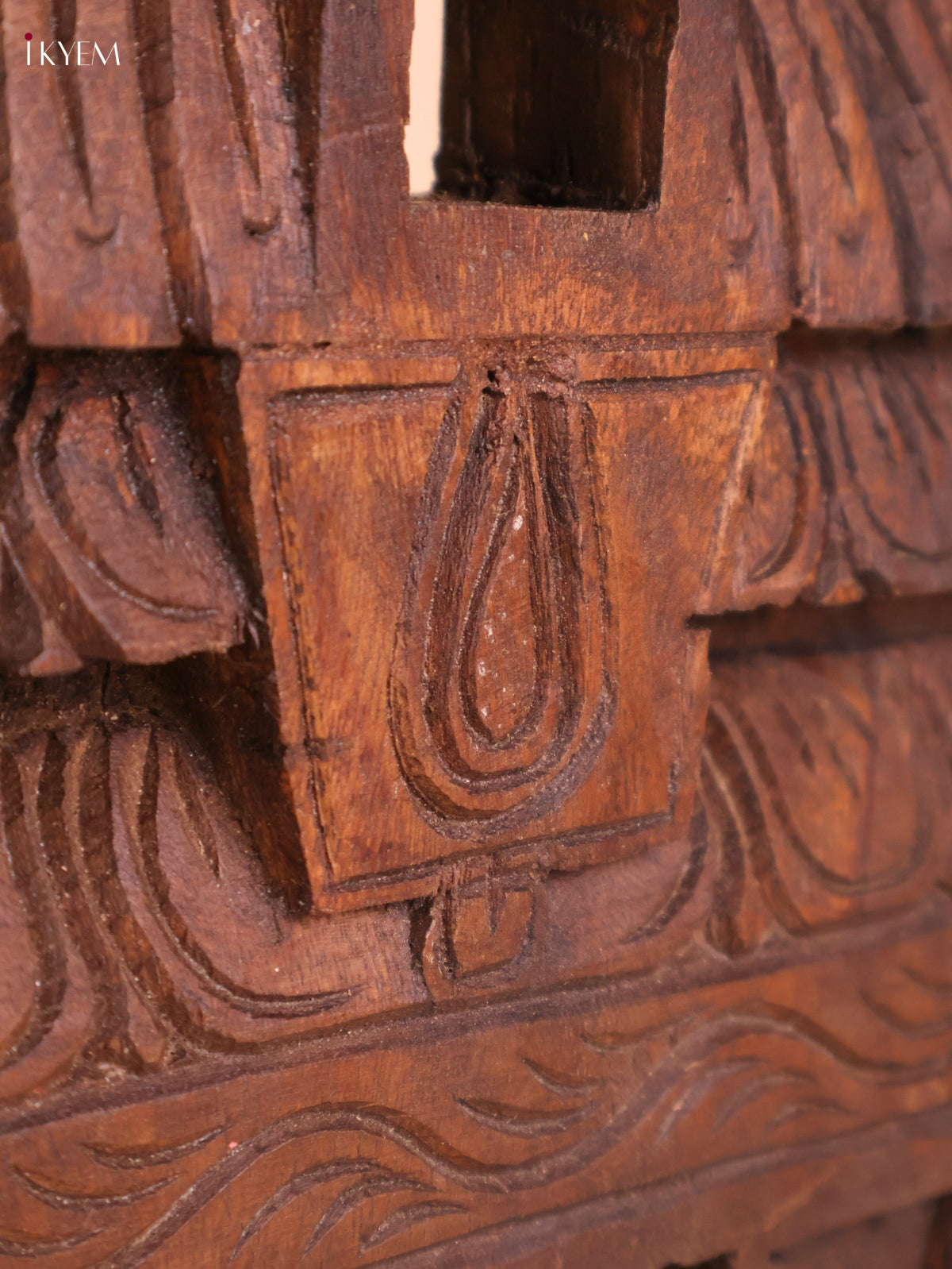 Wooden Hand Carved Shanku Chakram Gopuram (18x12)