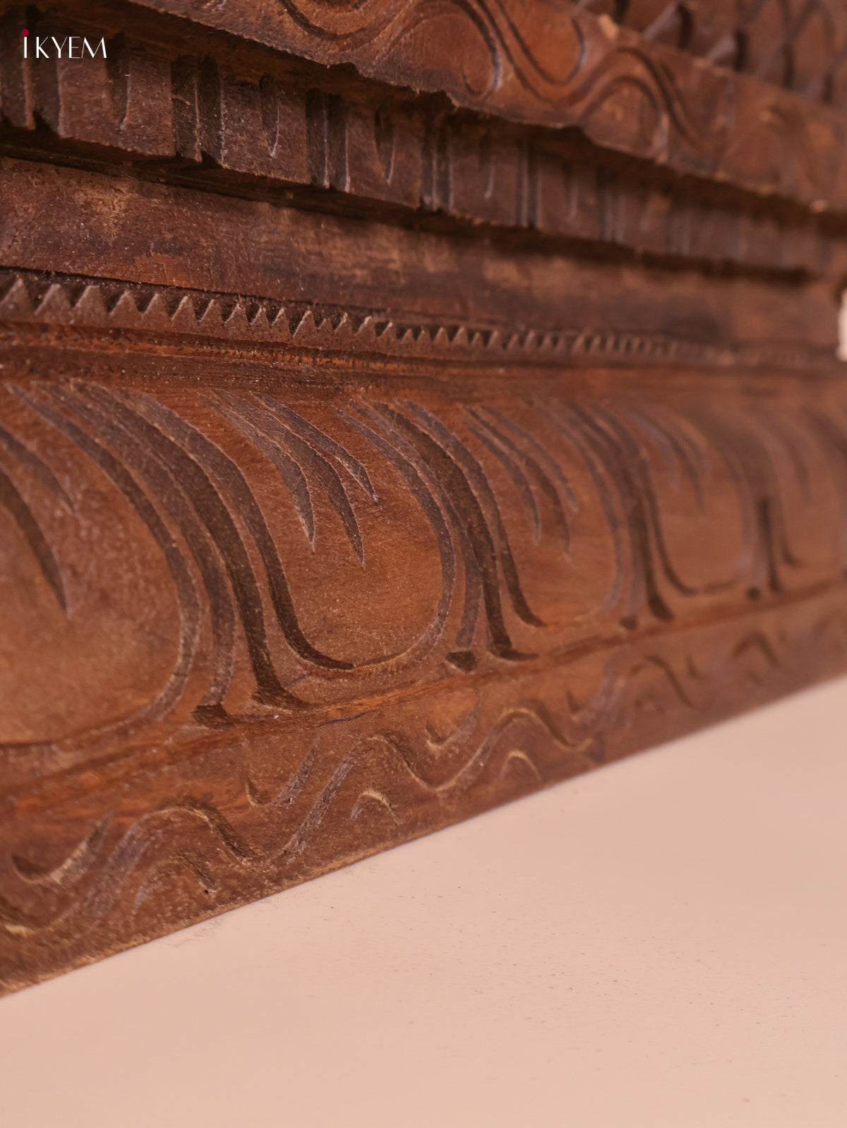 Wooden Hand Carved Horizandal Gopuram(8x42)