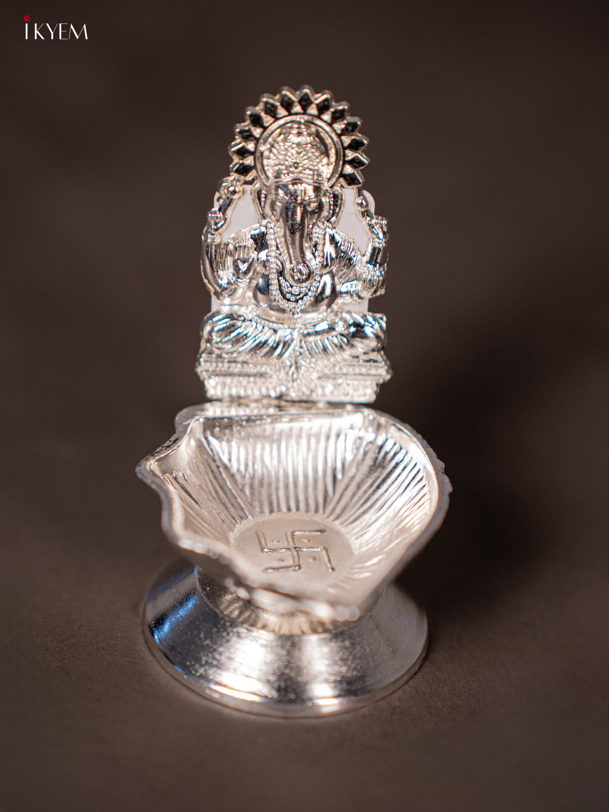 Beautiful Silver Plated Ganesha Lamp -1