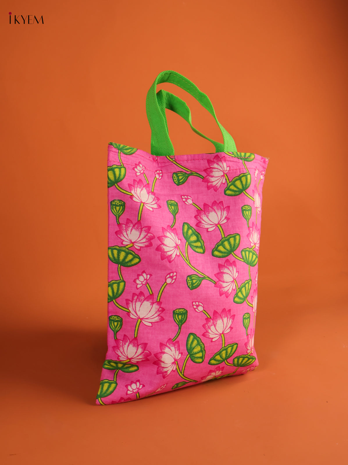 Magnificent Pink Favour Bag With Pichwai Lotus Print 1