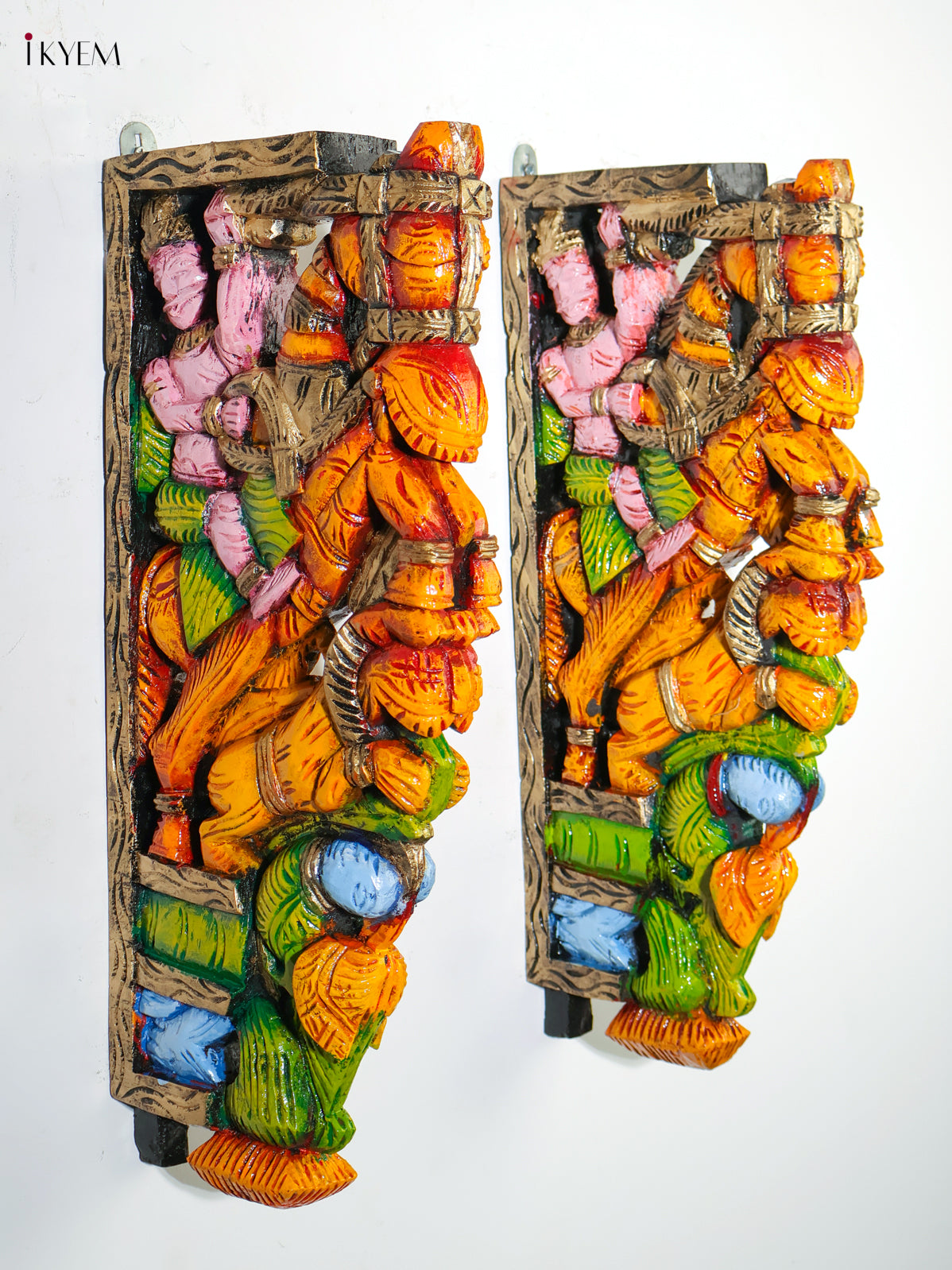 Ornate Set Of 2 Handcrafted Horse & Rider Wooden Wall Bracket