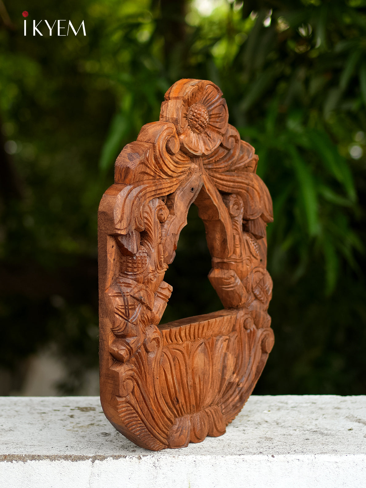 Regal Hand-Carved Wooden Jharokha Mirror Frame 1