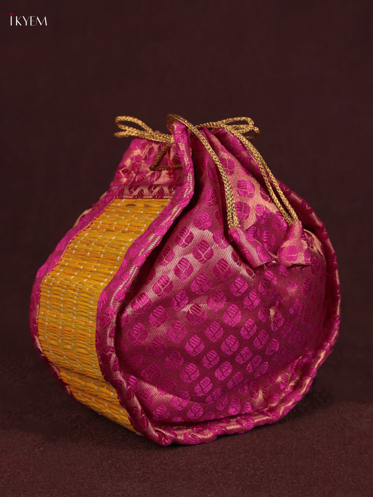 Stylish Korai Potli Bag In Yellow & Pink