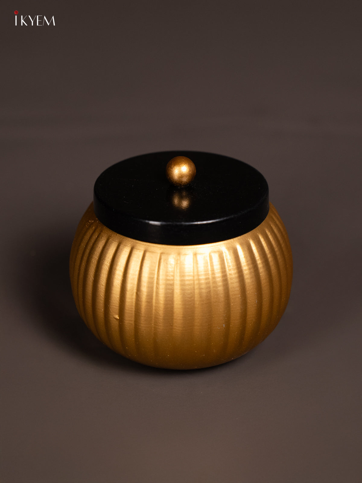 3.5 Inch Gold Ribbed Metal Jar with Black Lid 