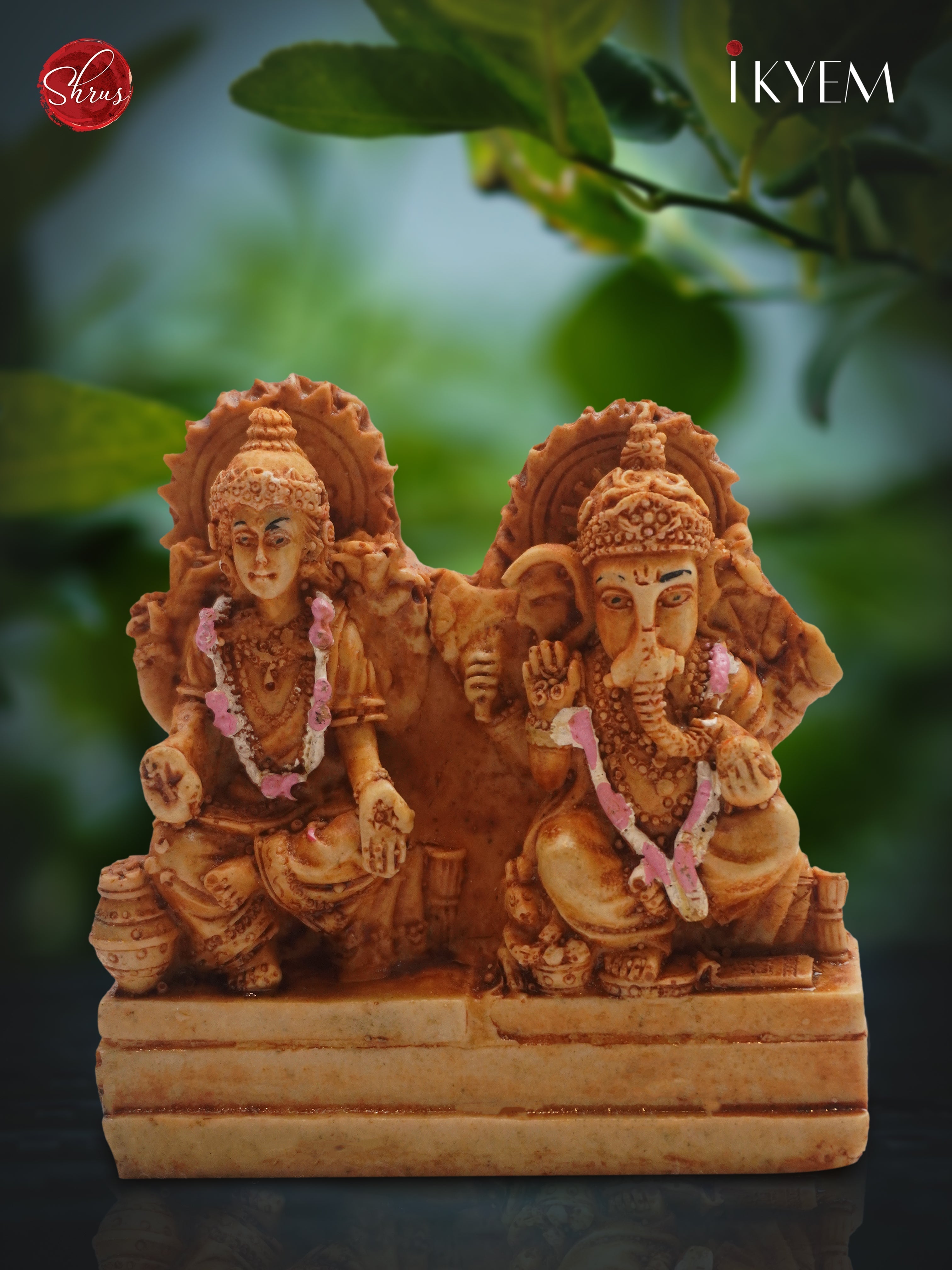 3E24009 - Lakshmi Vinayakar - Shop on ShrusEternity.com