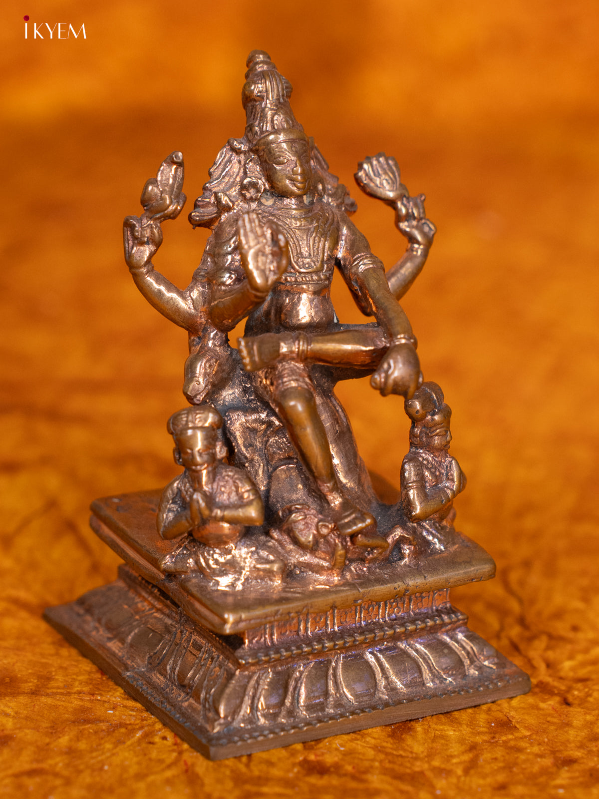 Guru Dhakshinamurthy Idol