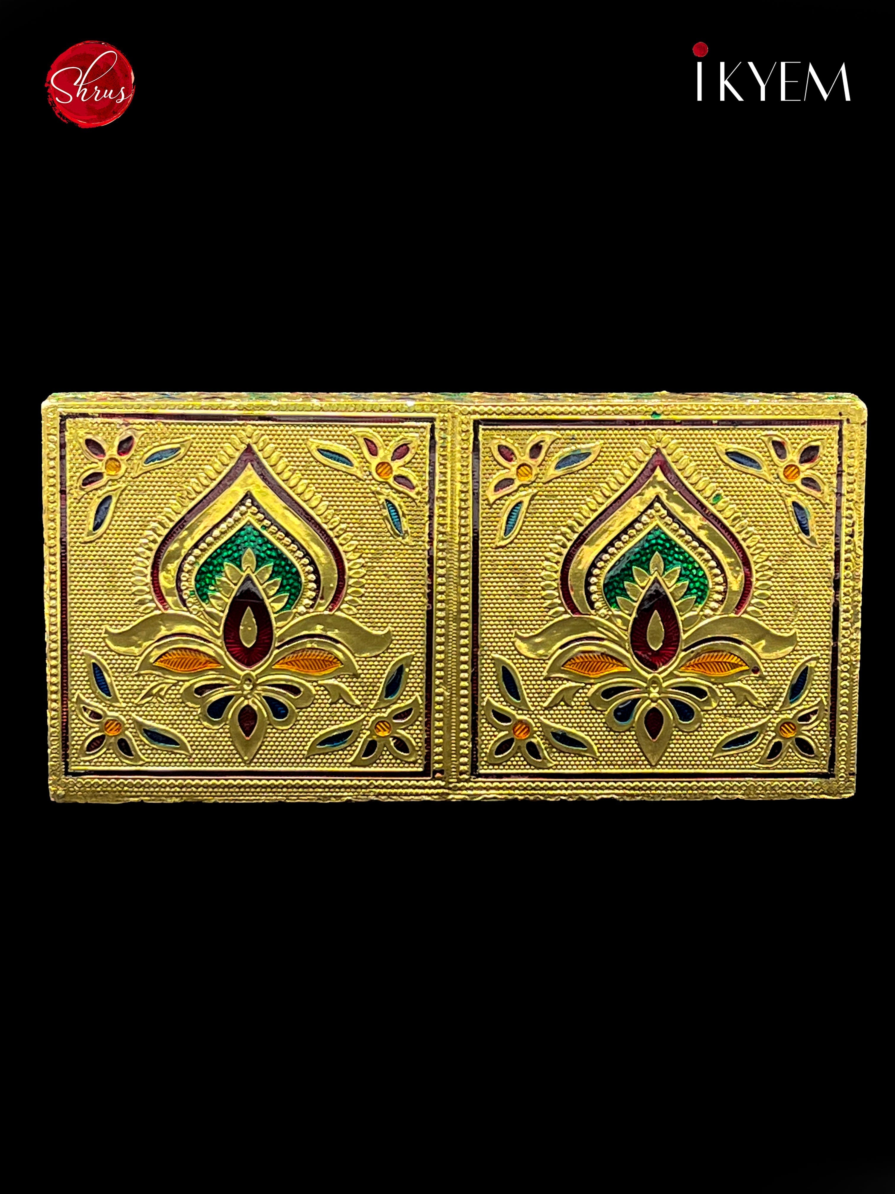 3H03002 - Meenakari table - Shop on ShrusEternity.com