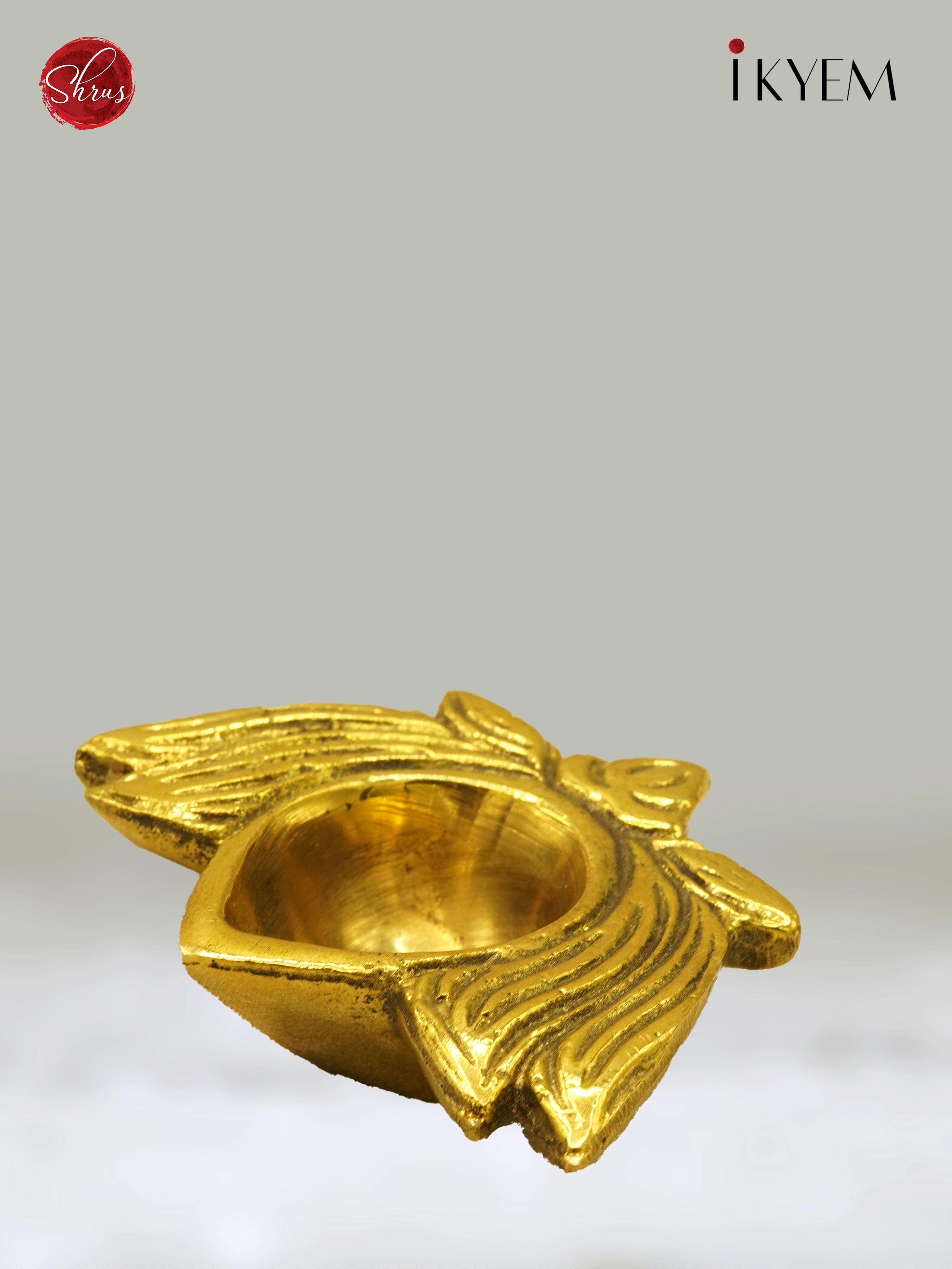Brass Antique Lotus Oil Lamp