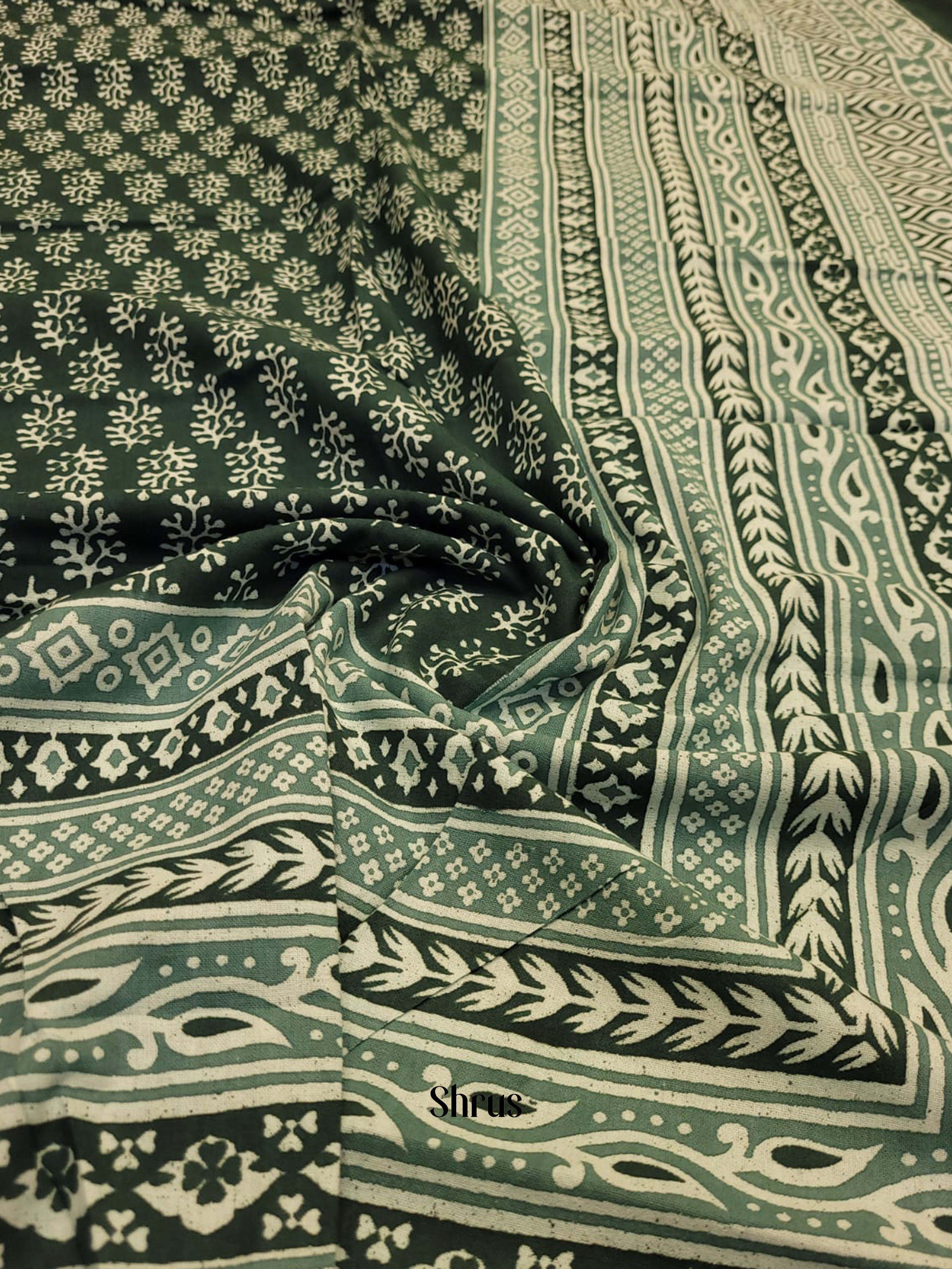 Green & Cream - Bed Spreads