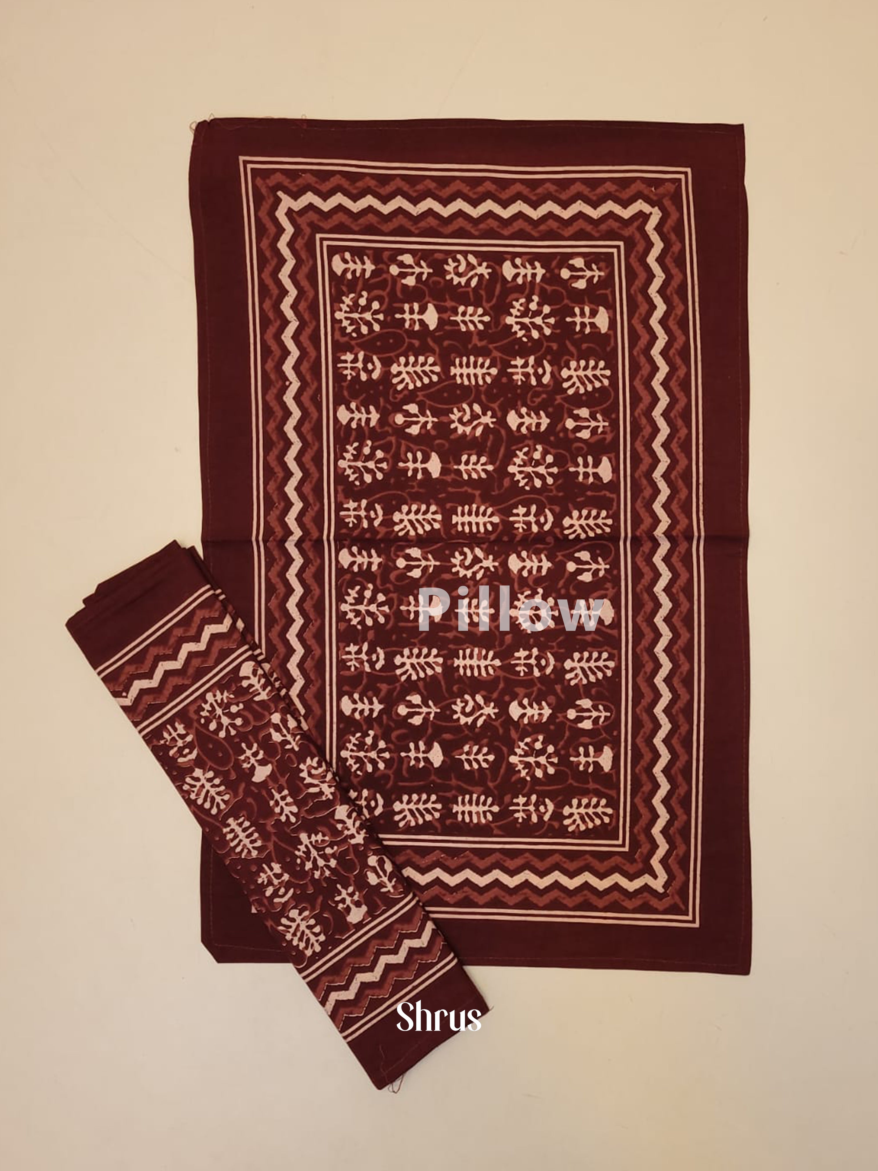 Maroon & Cream - Bed Spreads