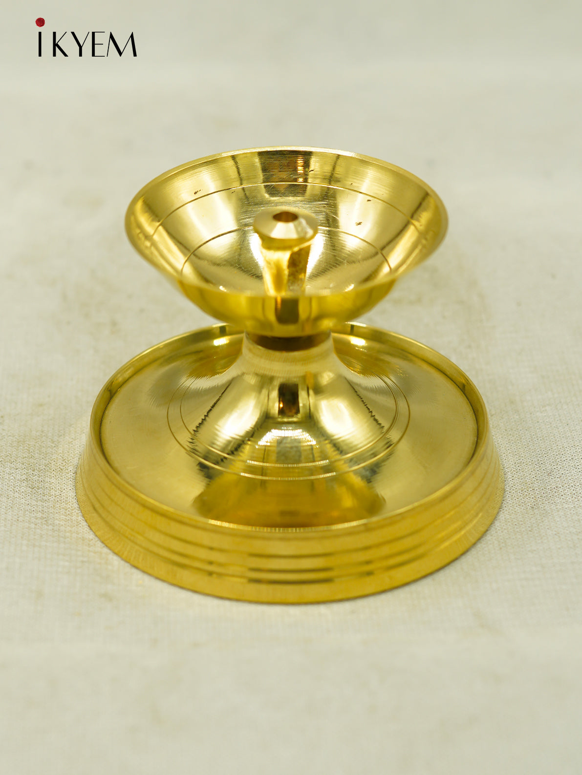 Brass Crystal Vilakku