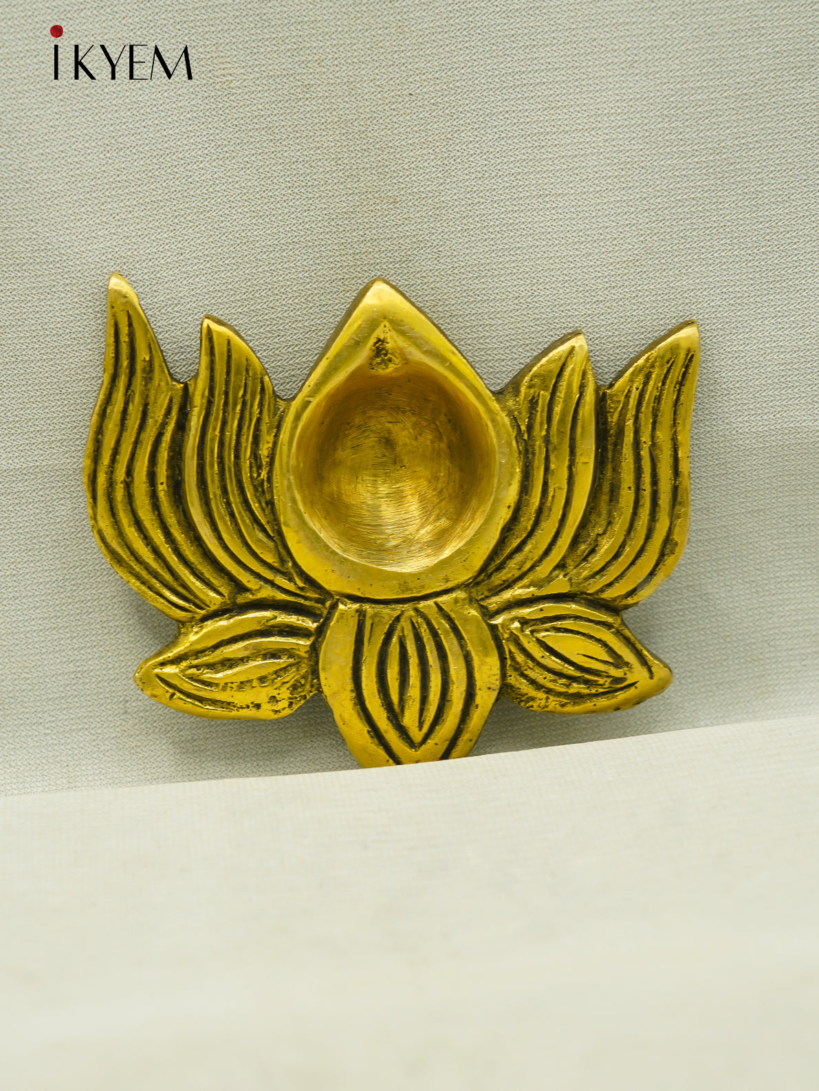 Brass Lotus Vilakku