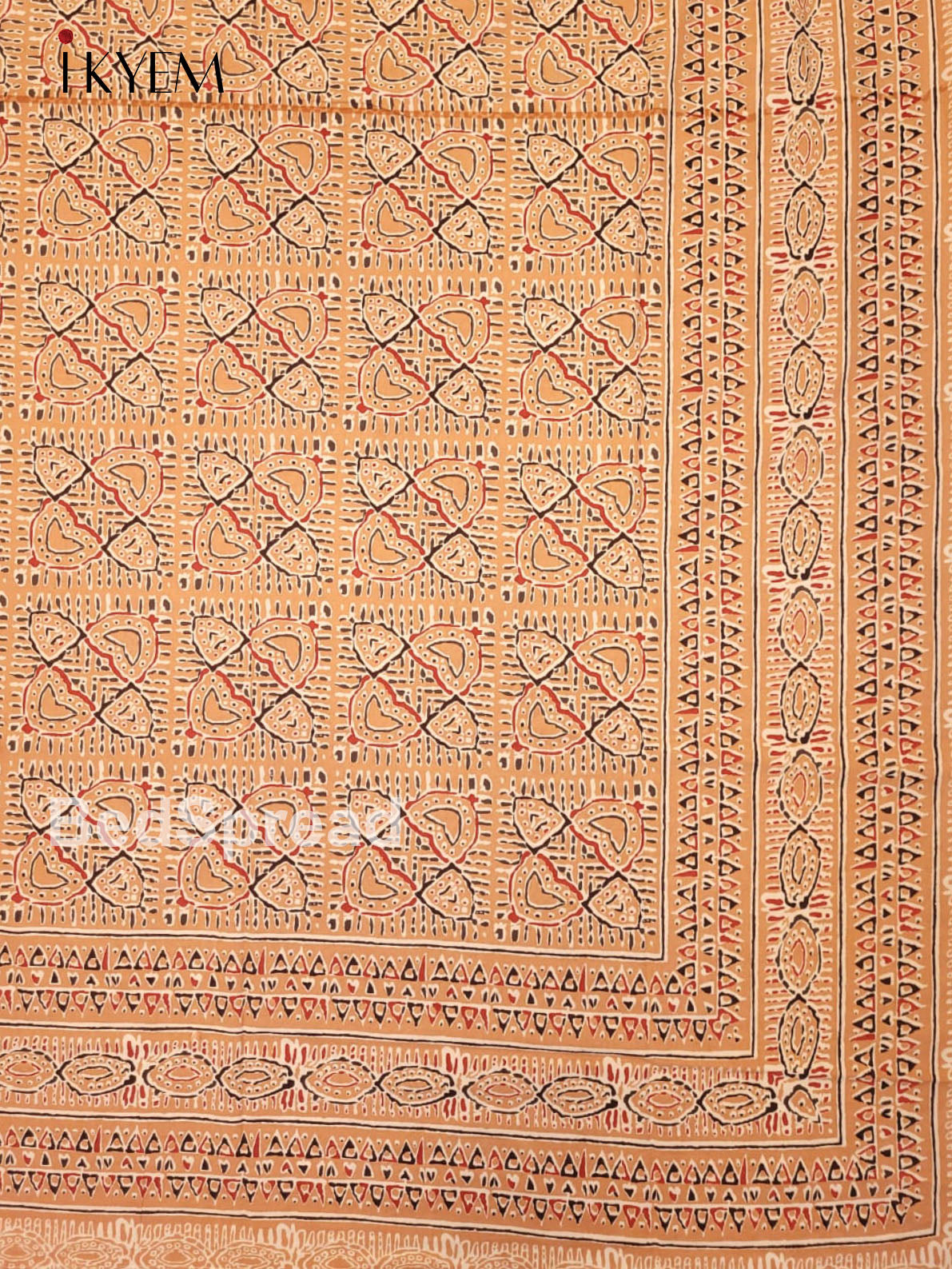 Peach and cream - Bed Spread
