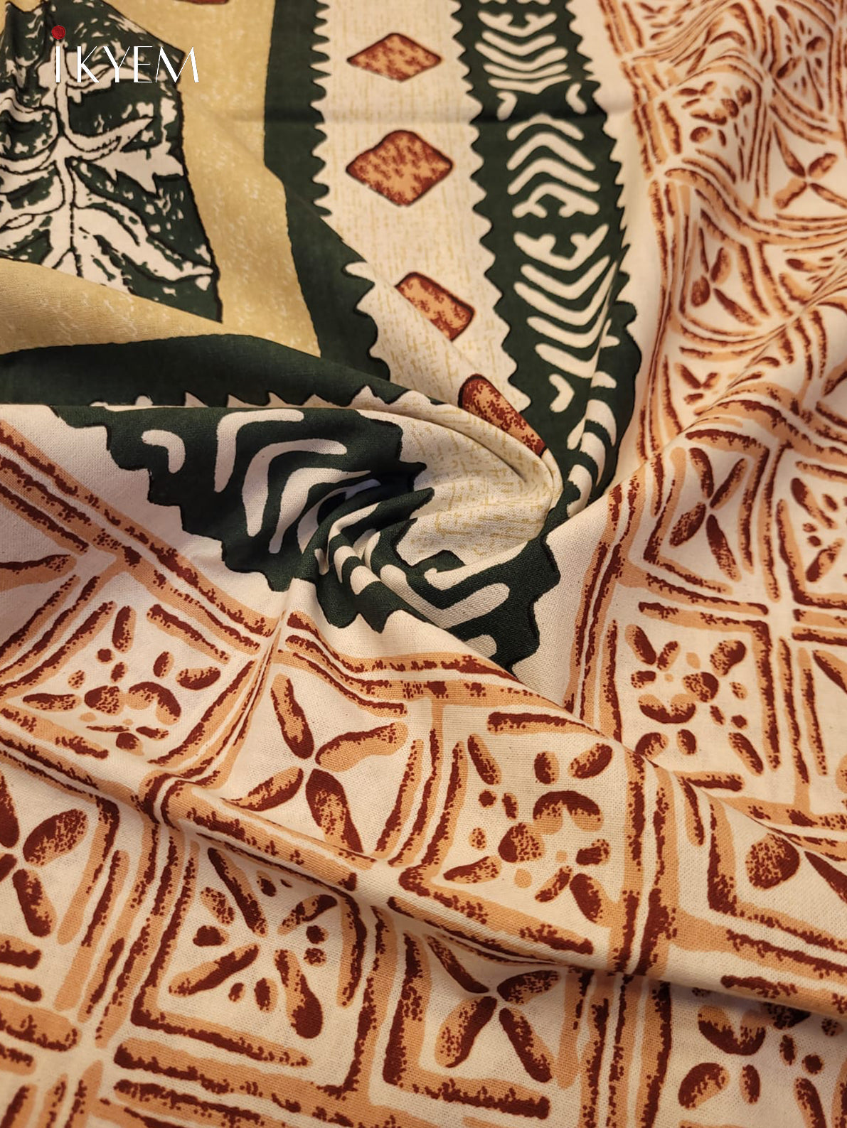 Brick & Green - Bed Spread